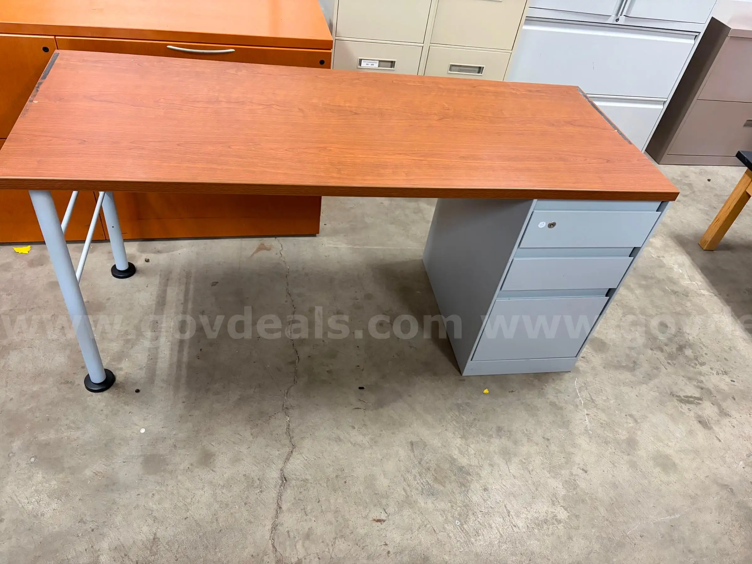 Small Office Desk