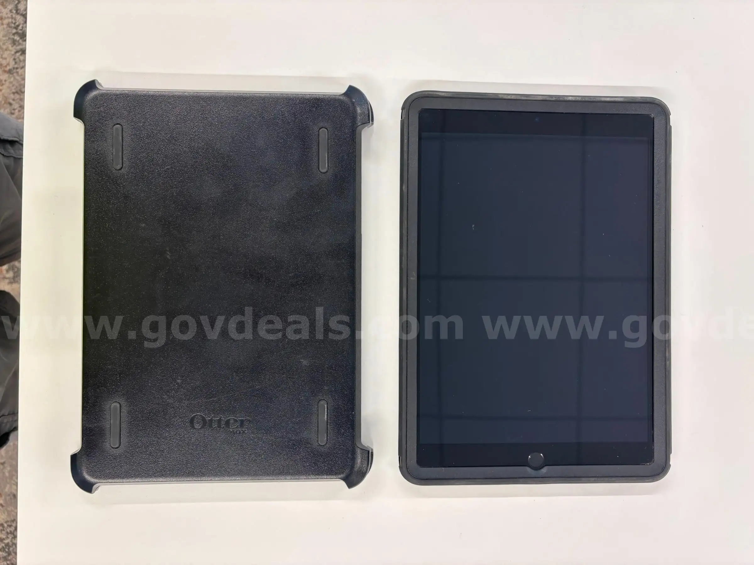 Apple A2603