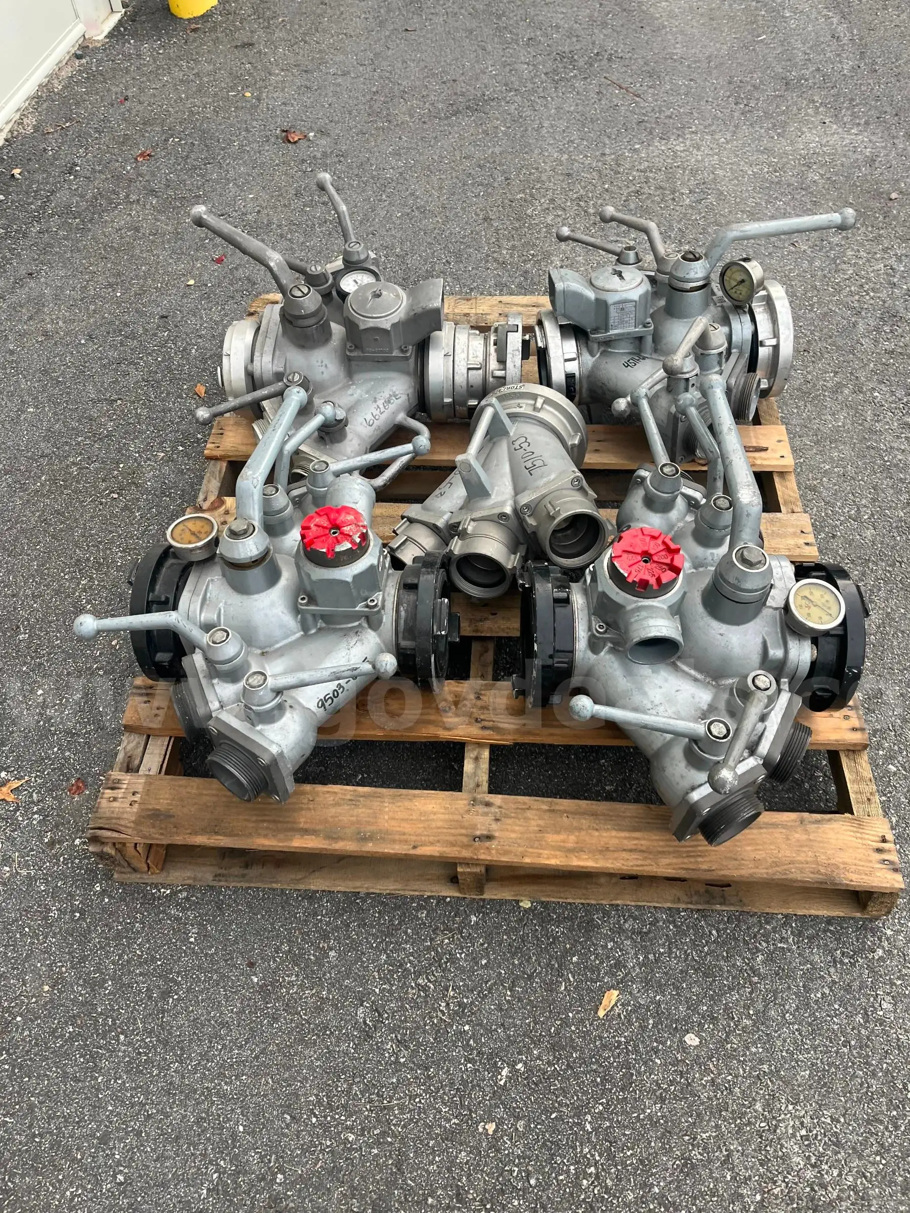 Water Thief Manifold