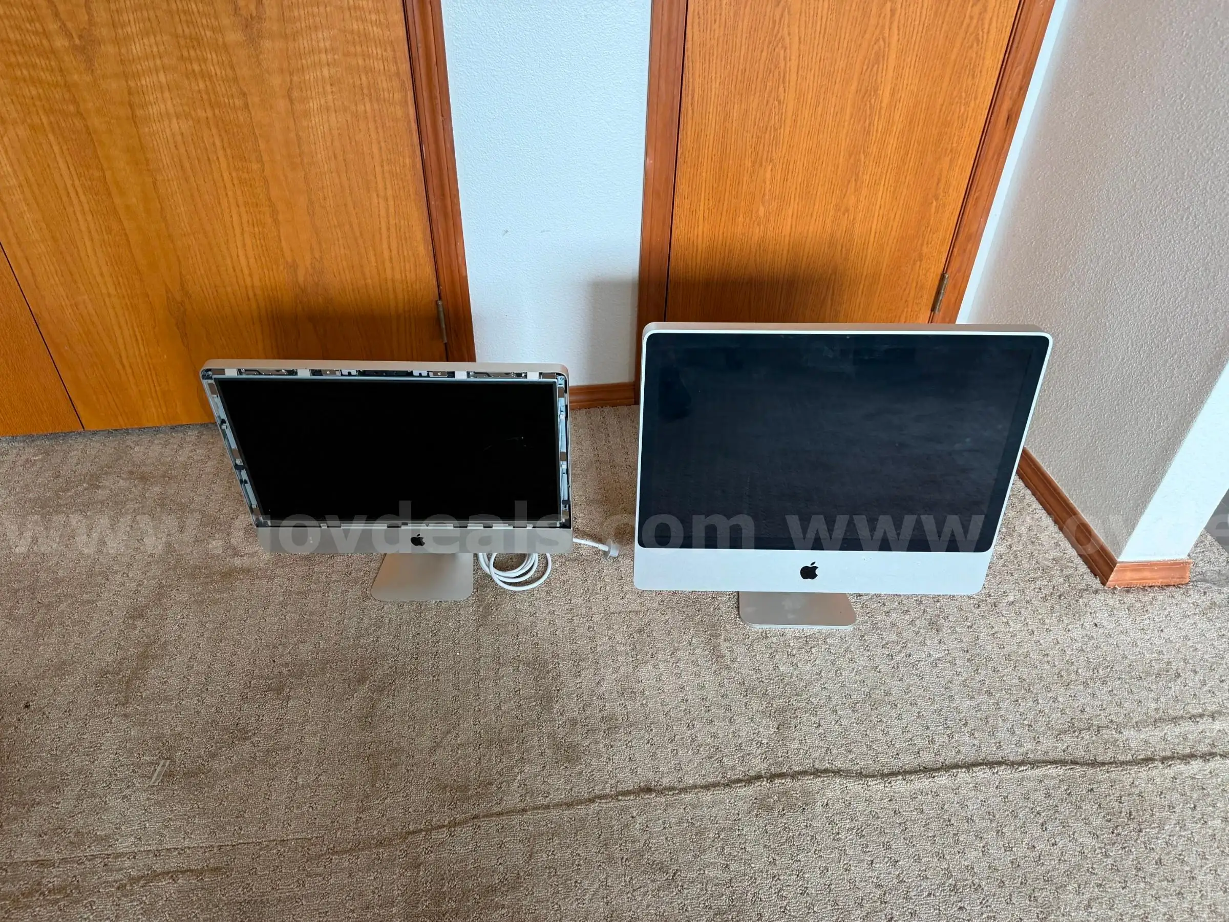 Apple iMac All-in-One Desktop Computers For Parts Repair Untested AS-IS