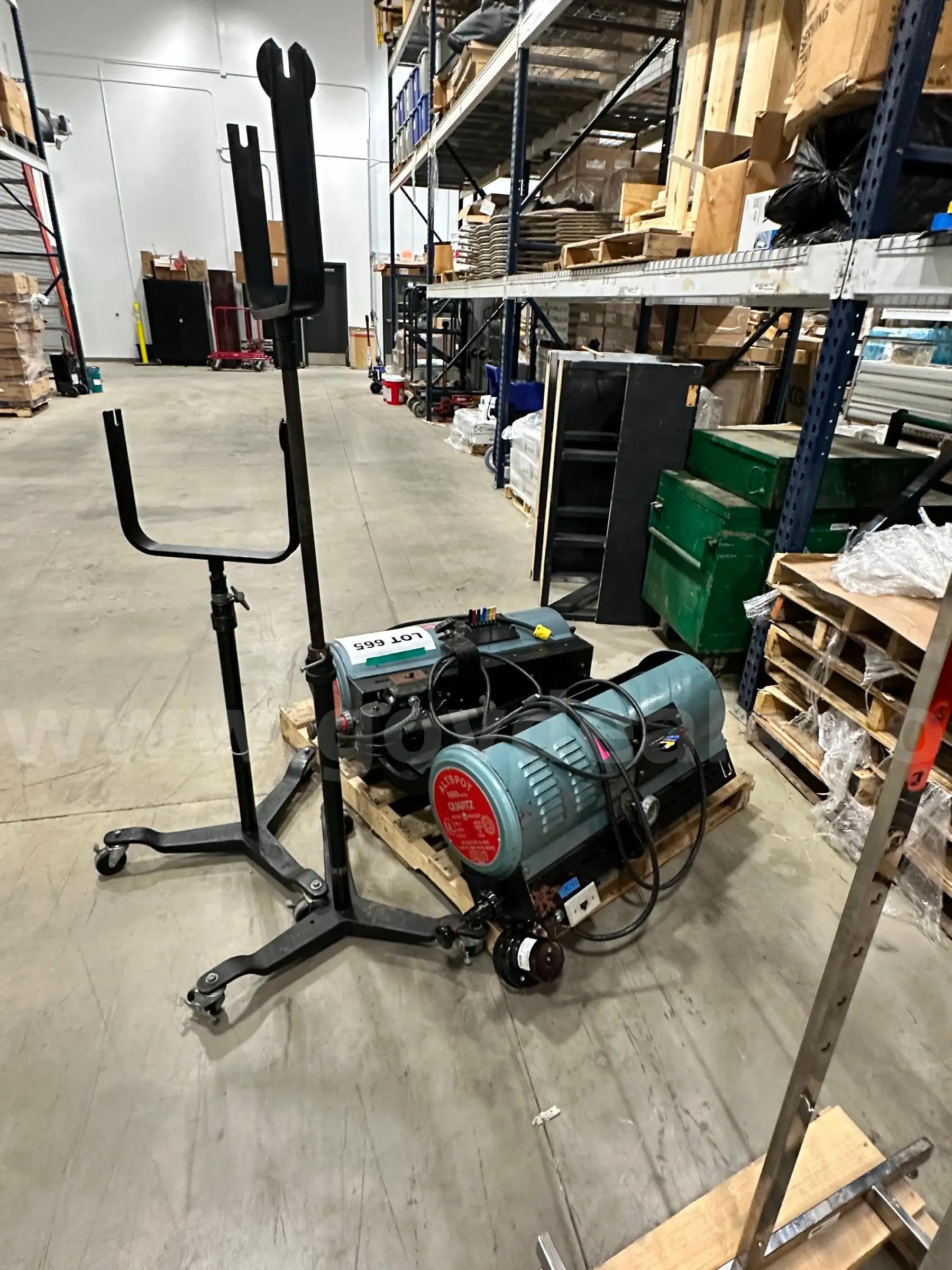 LOT 665 - ALTSPOT SPOTLIGHT