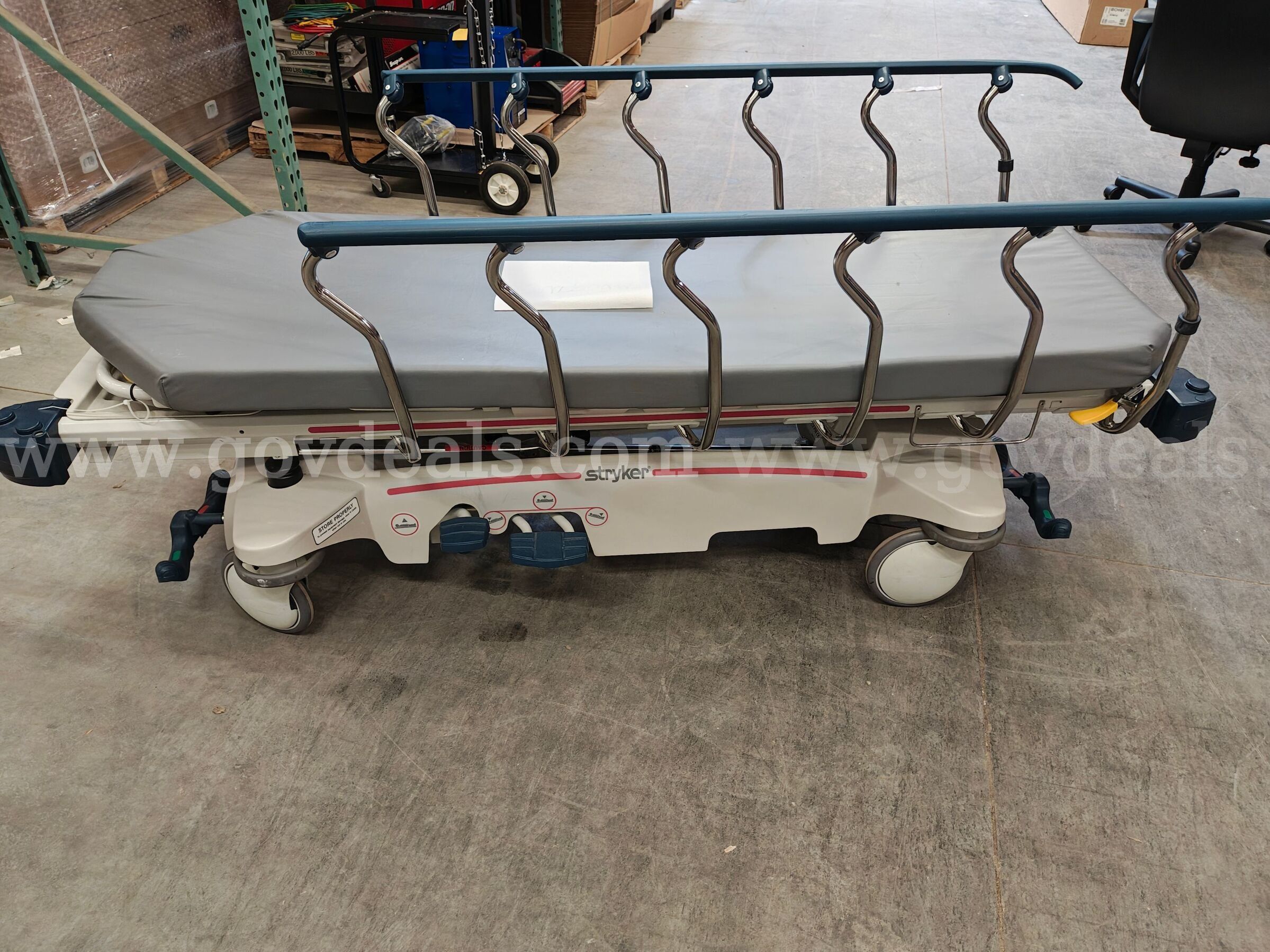 Stryker 1007 Stretcher Glideaway