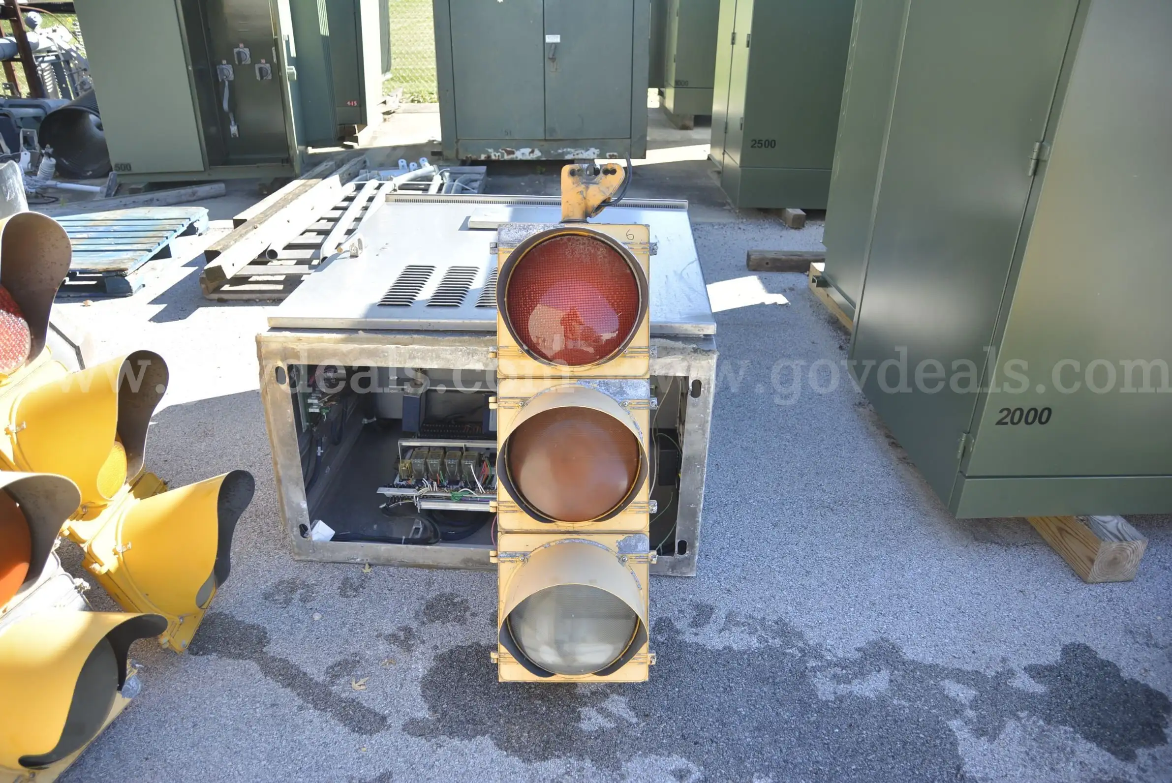 Three light Traffic Signal. Stop Light. Item #6