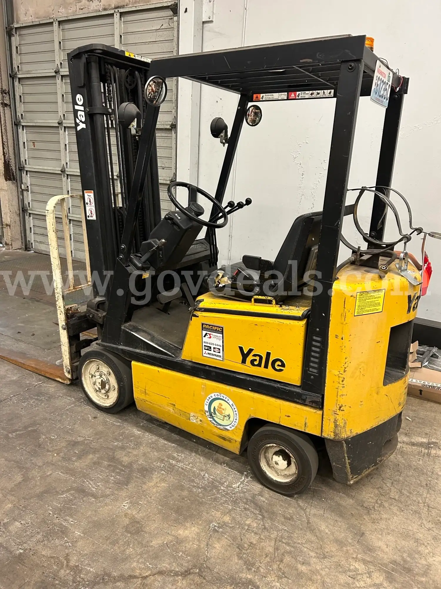 1993 YALE GLC030CENUAE083