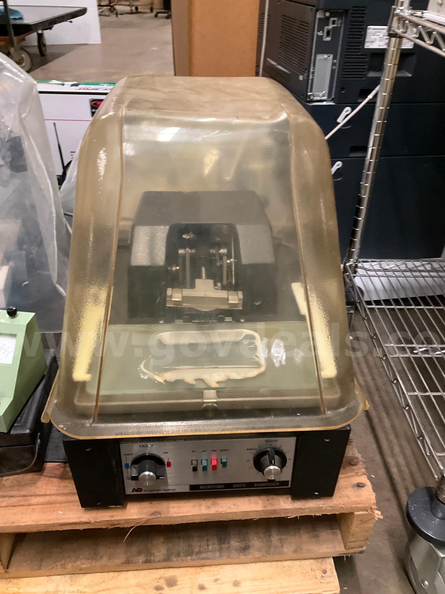 MICROTOME KNIFE SHARPENER
