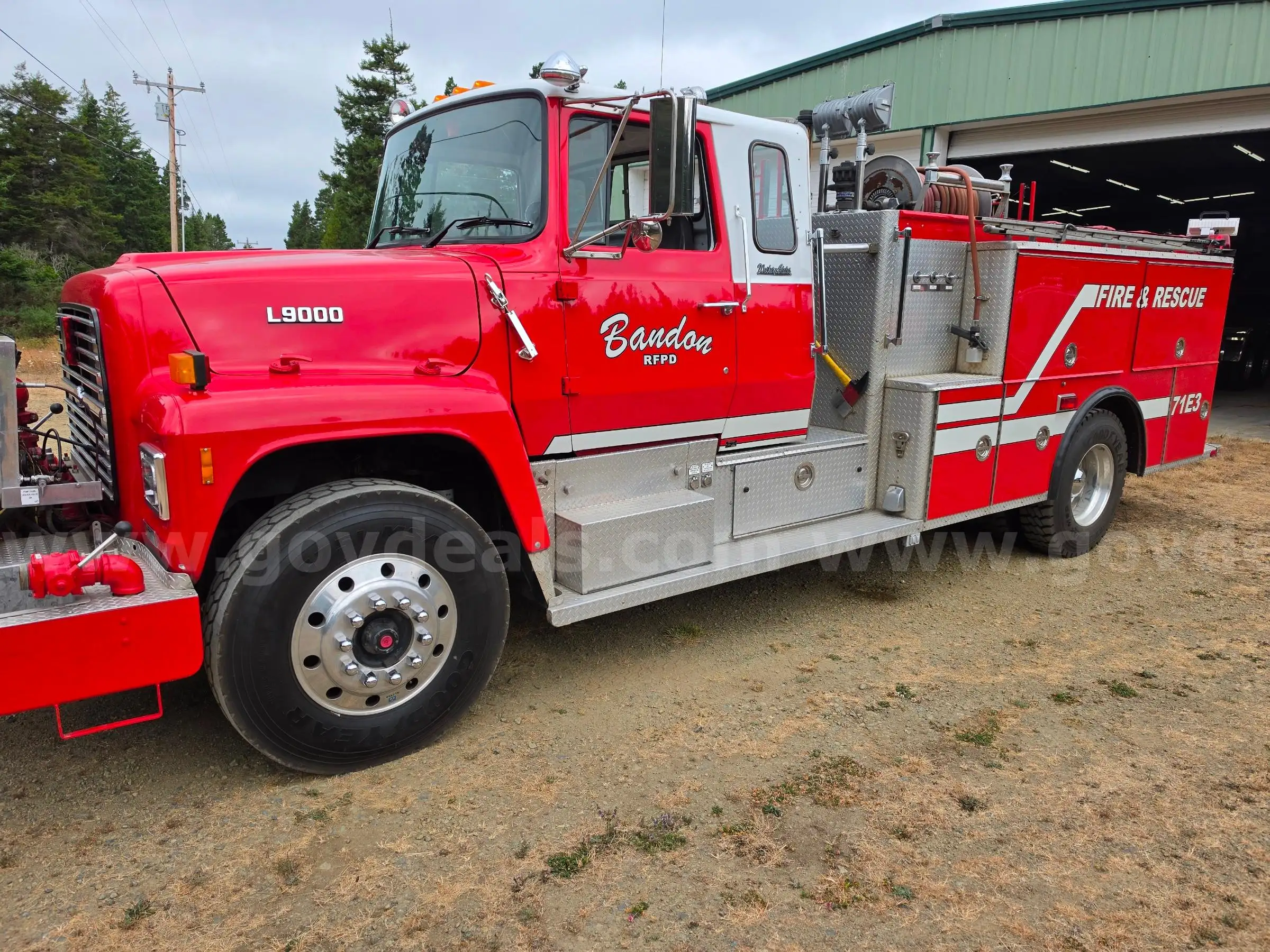 1989 Ford L9000 Western States