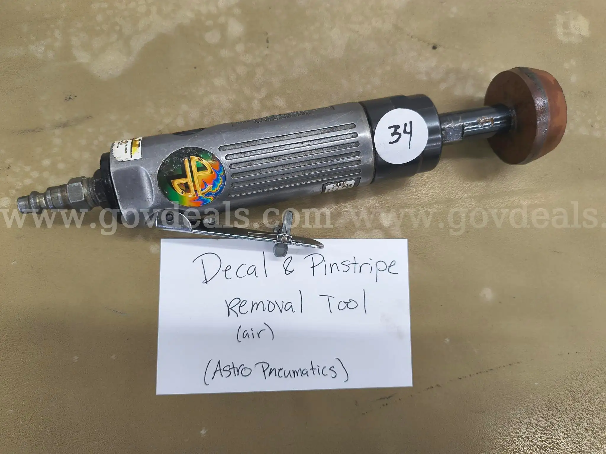 Decal and Pinstripe removal tool air operated (LOT 34)