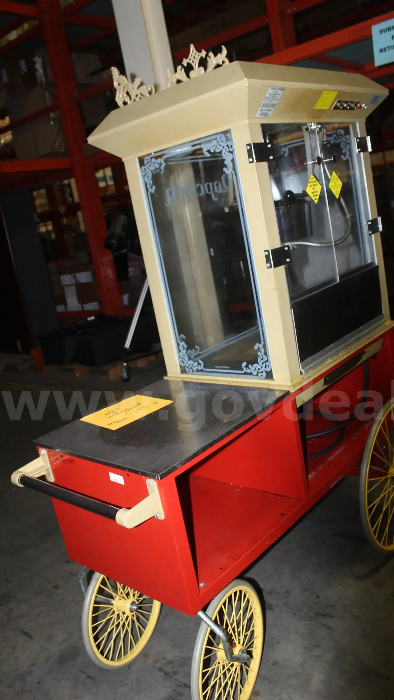 Popcorn Machine w Wagon