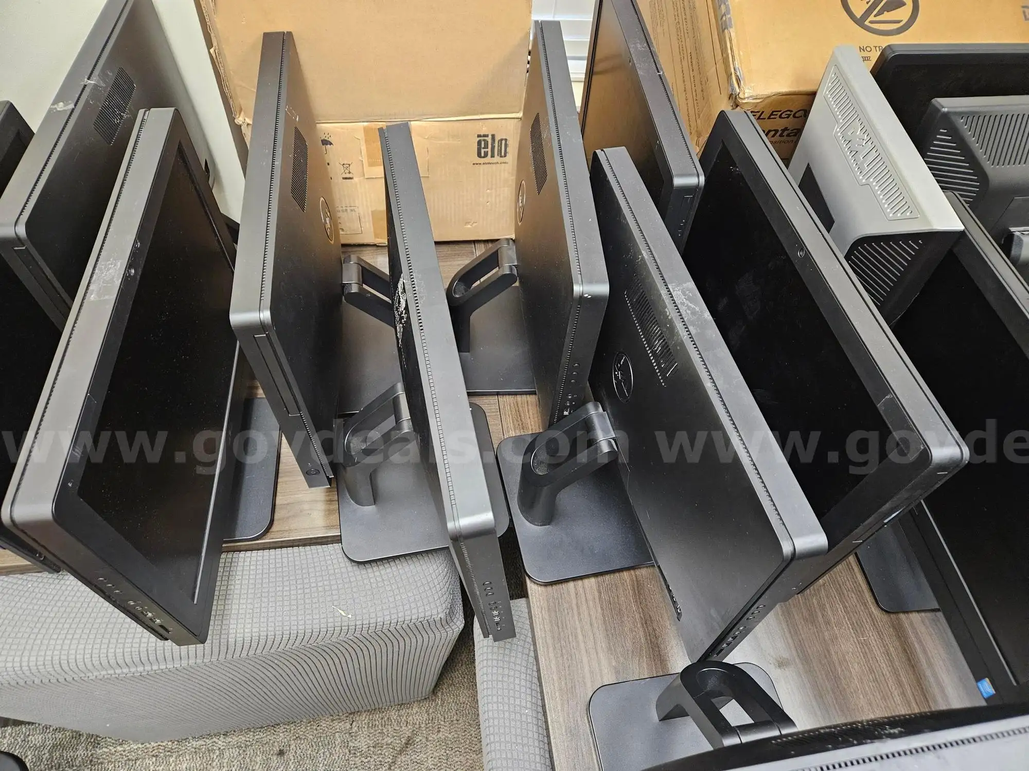 16 Used DELL All-In-Ones