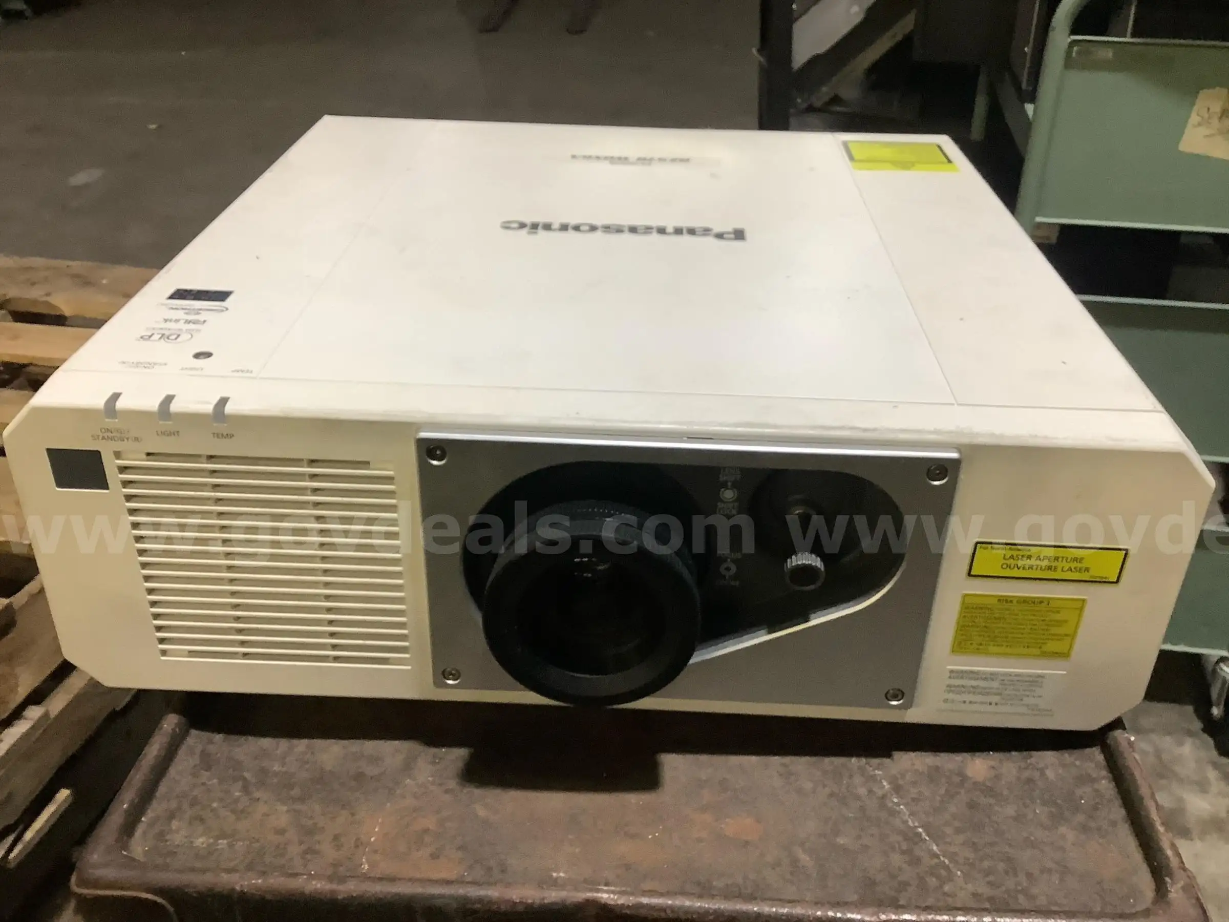Panasonic rz570wuxga