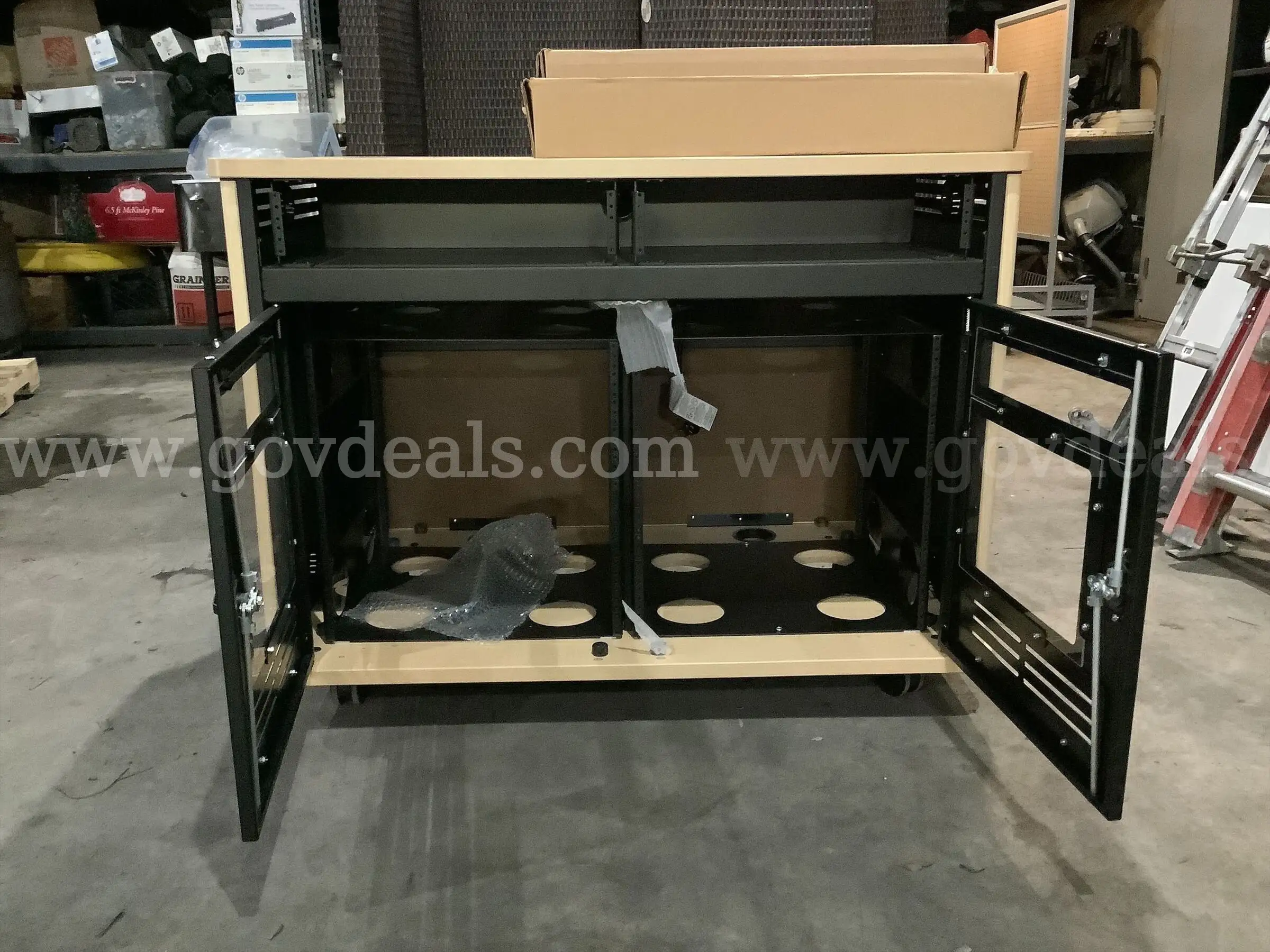 1 Used Media Cart