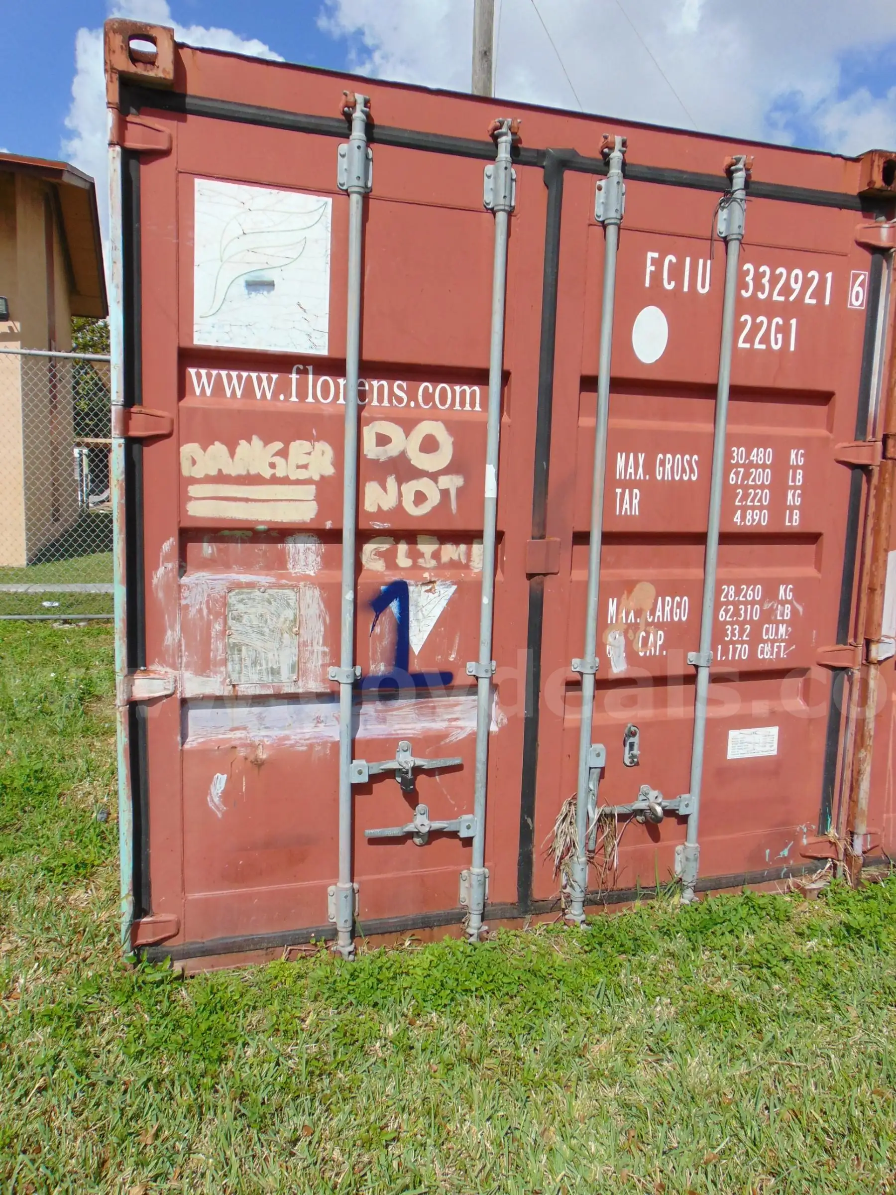 Storage container 20 feet long. Pros 26-12 #1