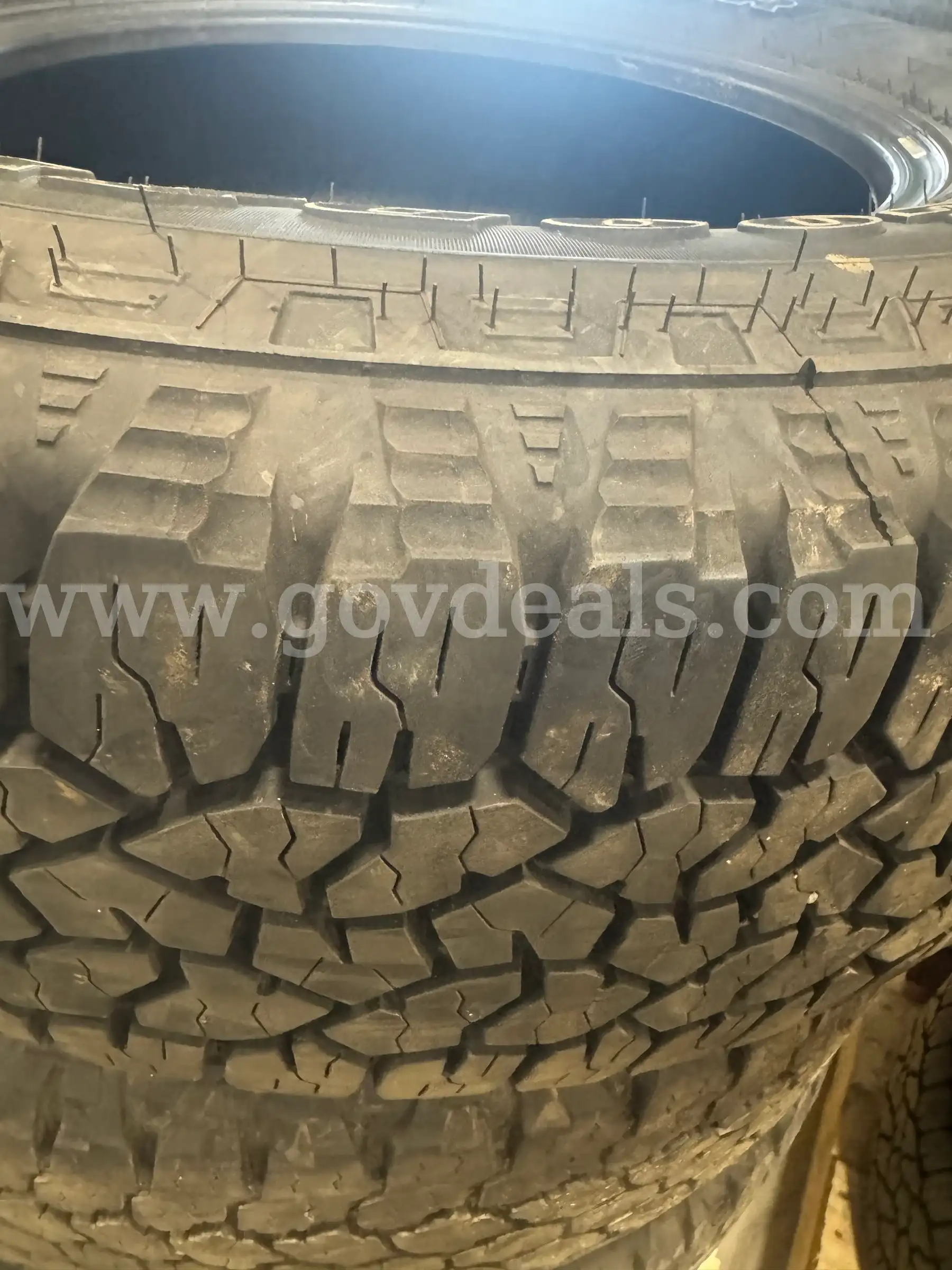 GOODYEAR WRANGLER LT 265 70 R18