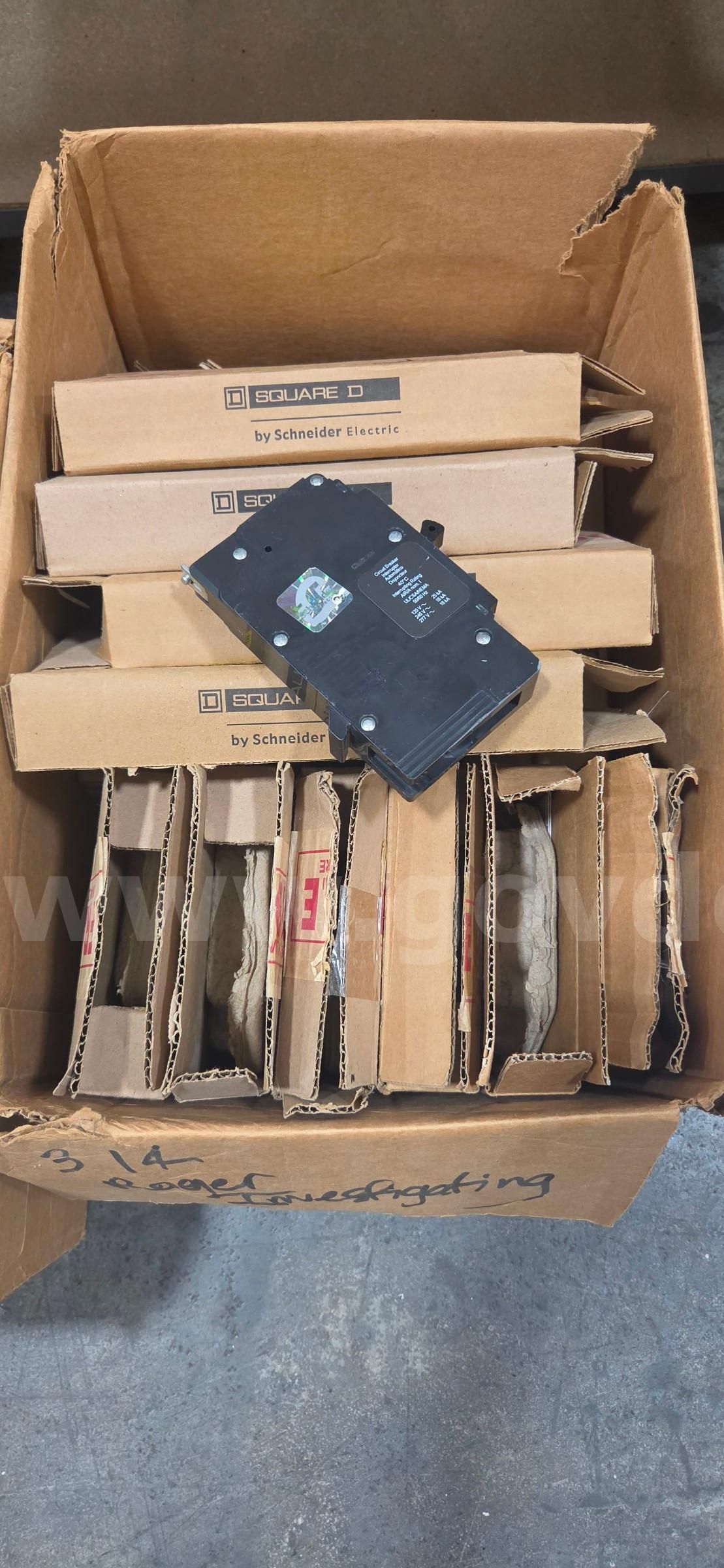 Lot of 18 Square D Circuit Breakers
