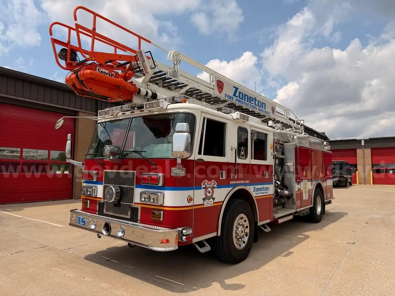 1996 Pierce Tilt Cab