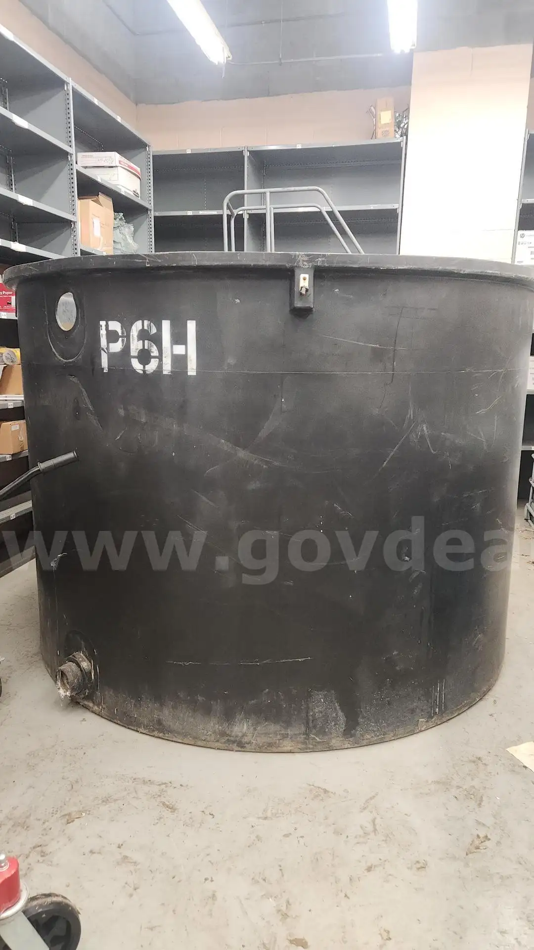 LARGE Water Containment Tank