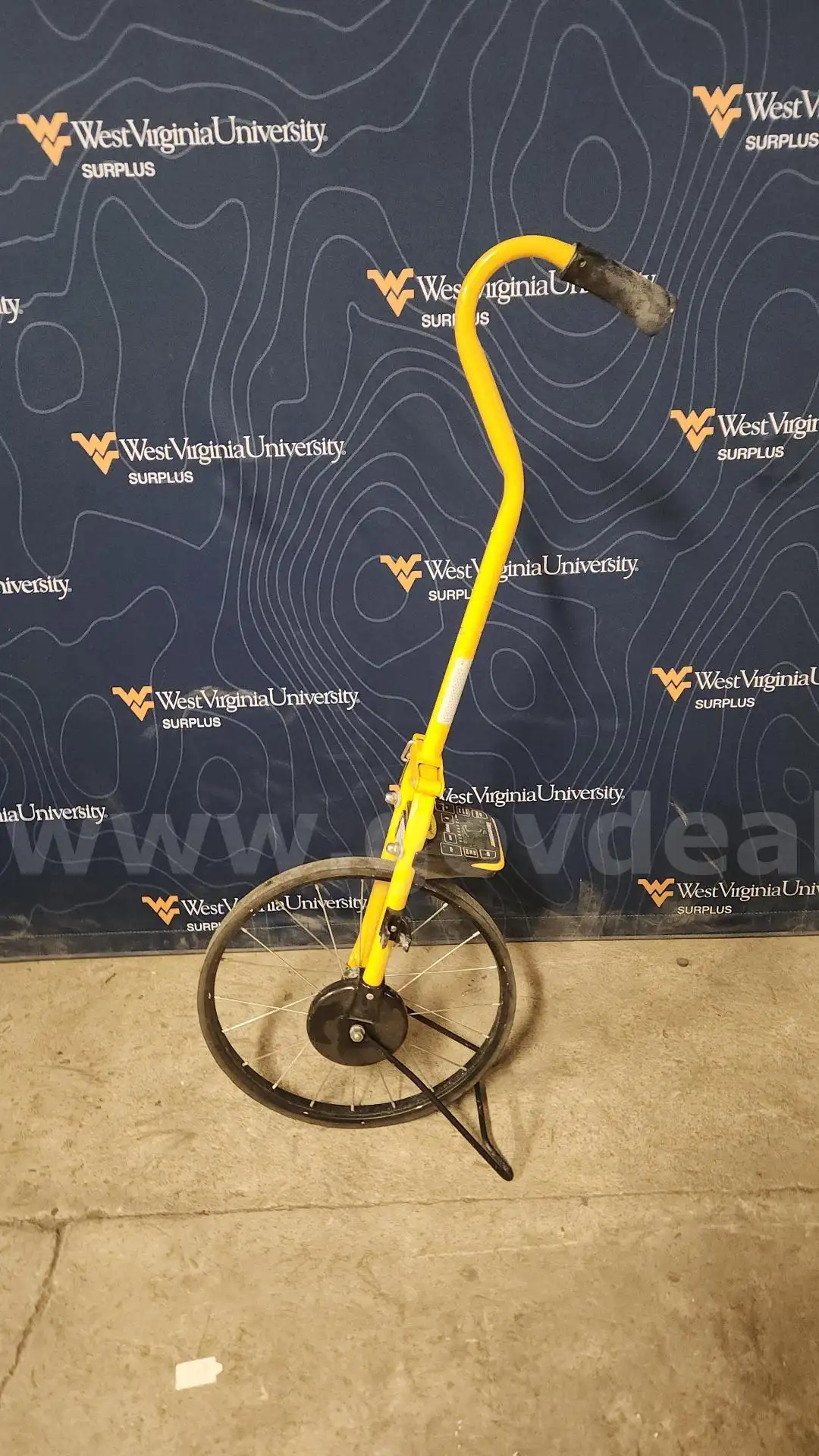 Keson MP401E Electronic Steel Measuring Wheel.