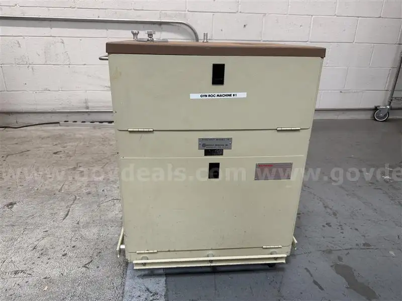 BERKELEY MEDEVICES VC-10 VACUUM CURETTAGE SYSTEM SN#5543