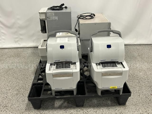 Lot of Laboratory Equipment