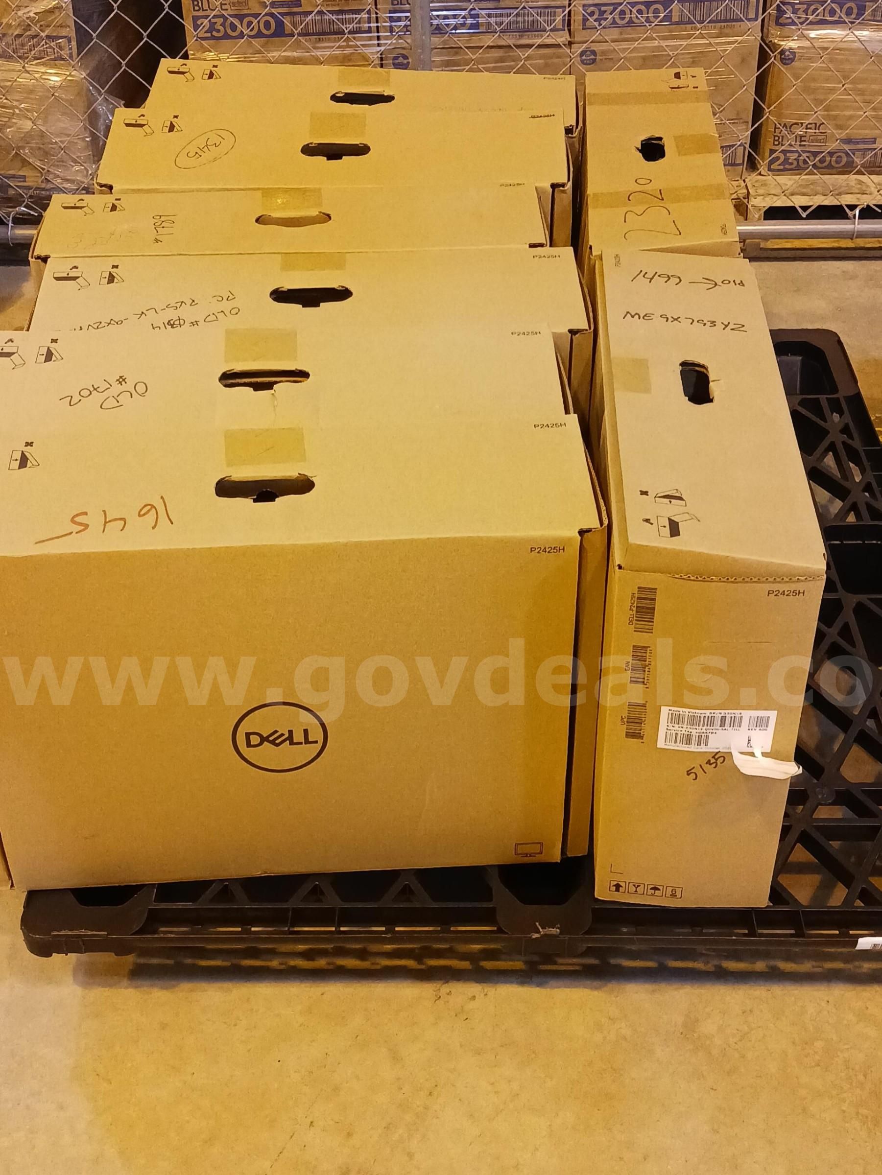 8 Dell Monitors