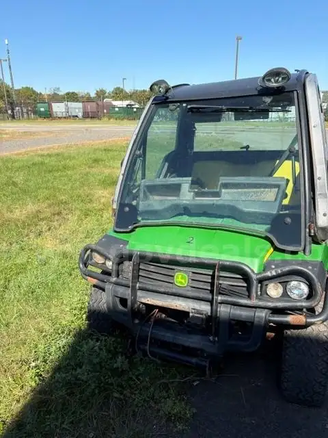 John Deere Gator for parts and or repair
