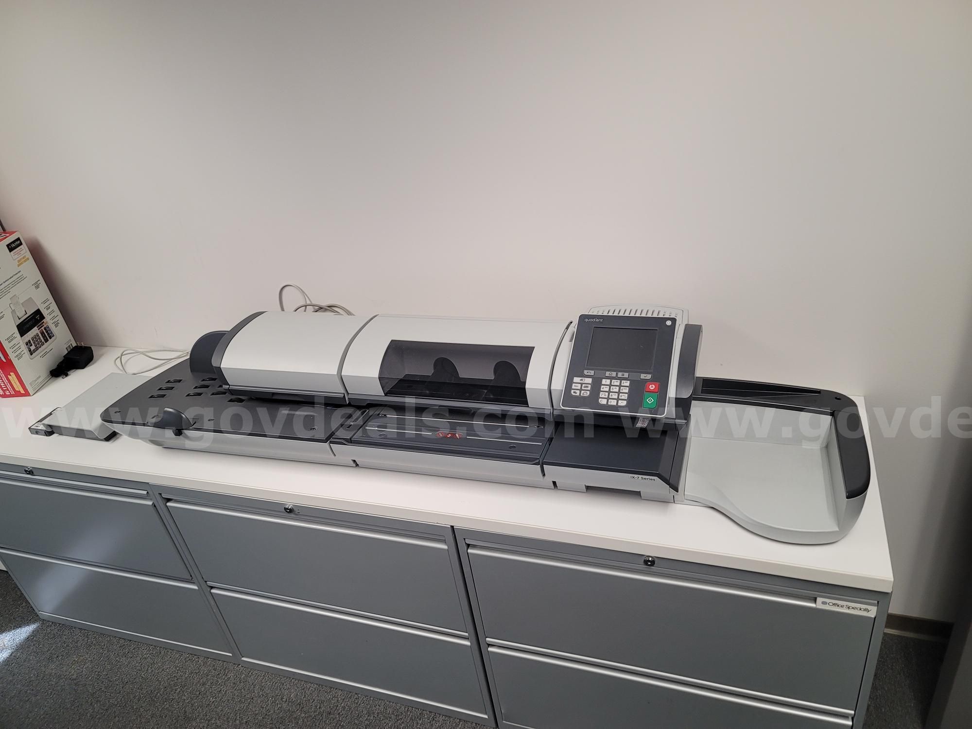 Quadient iX-7 Series Postage Meter Mailing System w Dynamic Scale & Advanced Sealer- Pick Up in Los