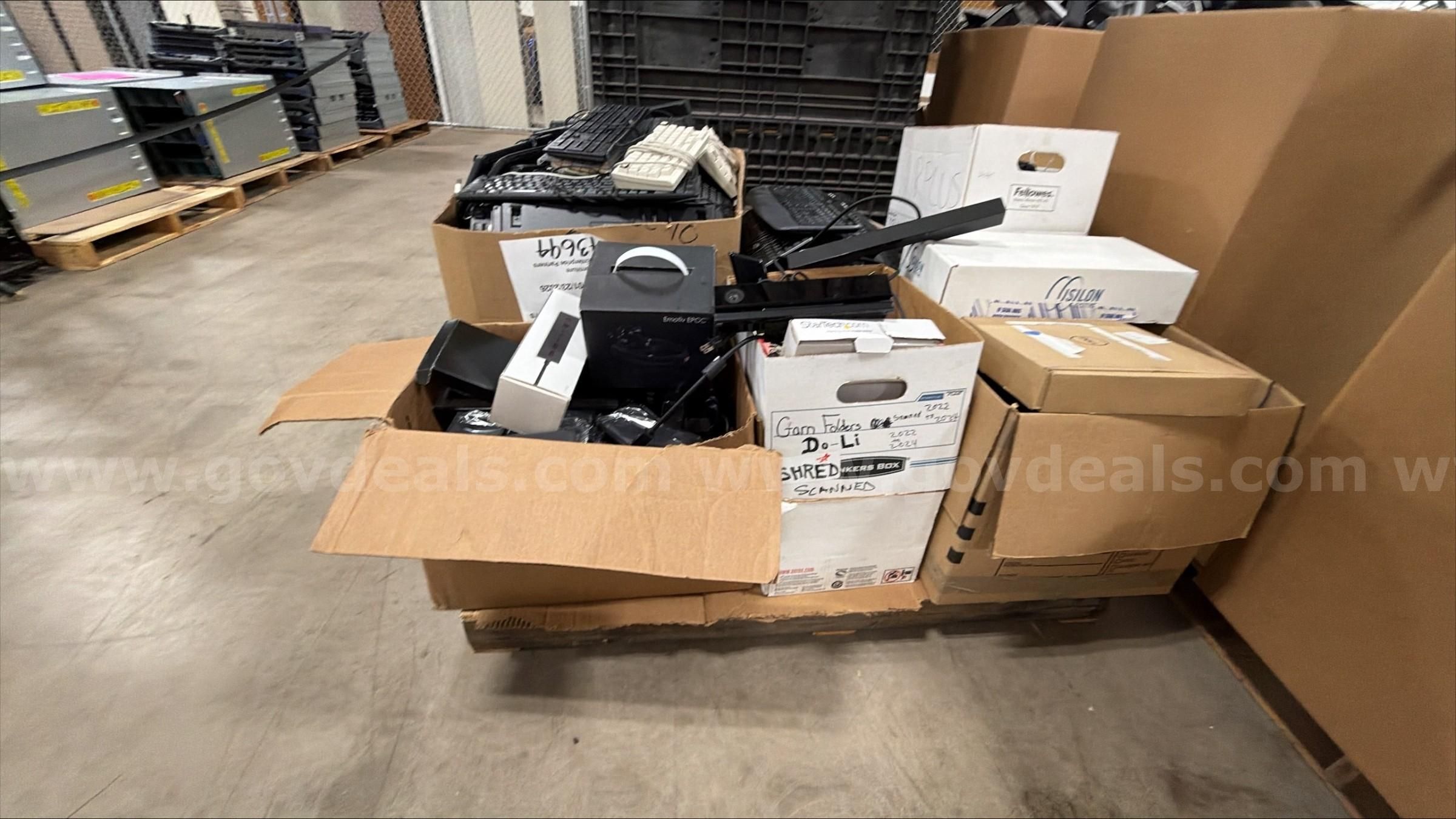 1 pallet of Keyboards and other Components
