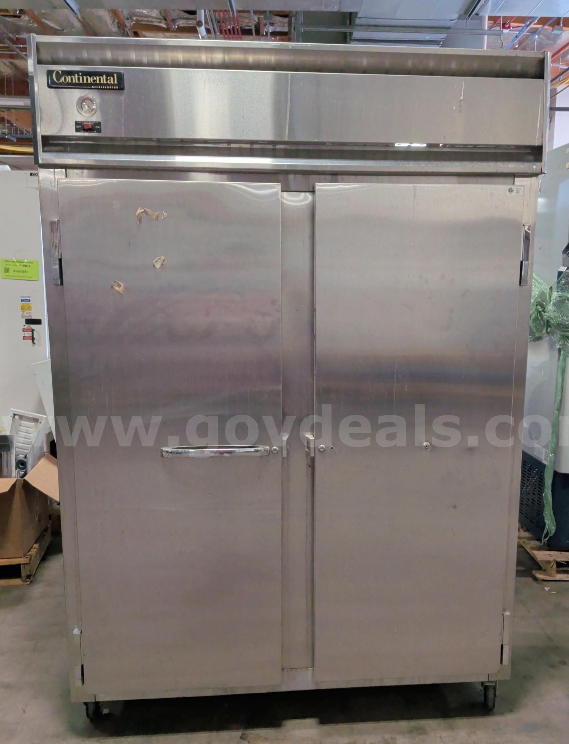 Continental Double-Door Reach-In Refrigerator