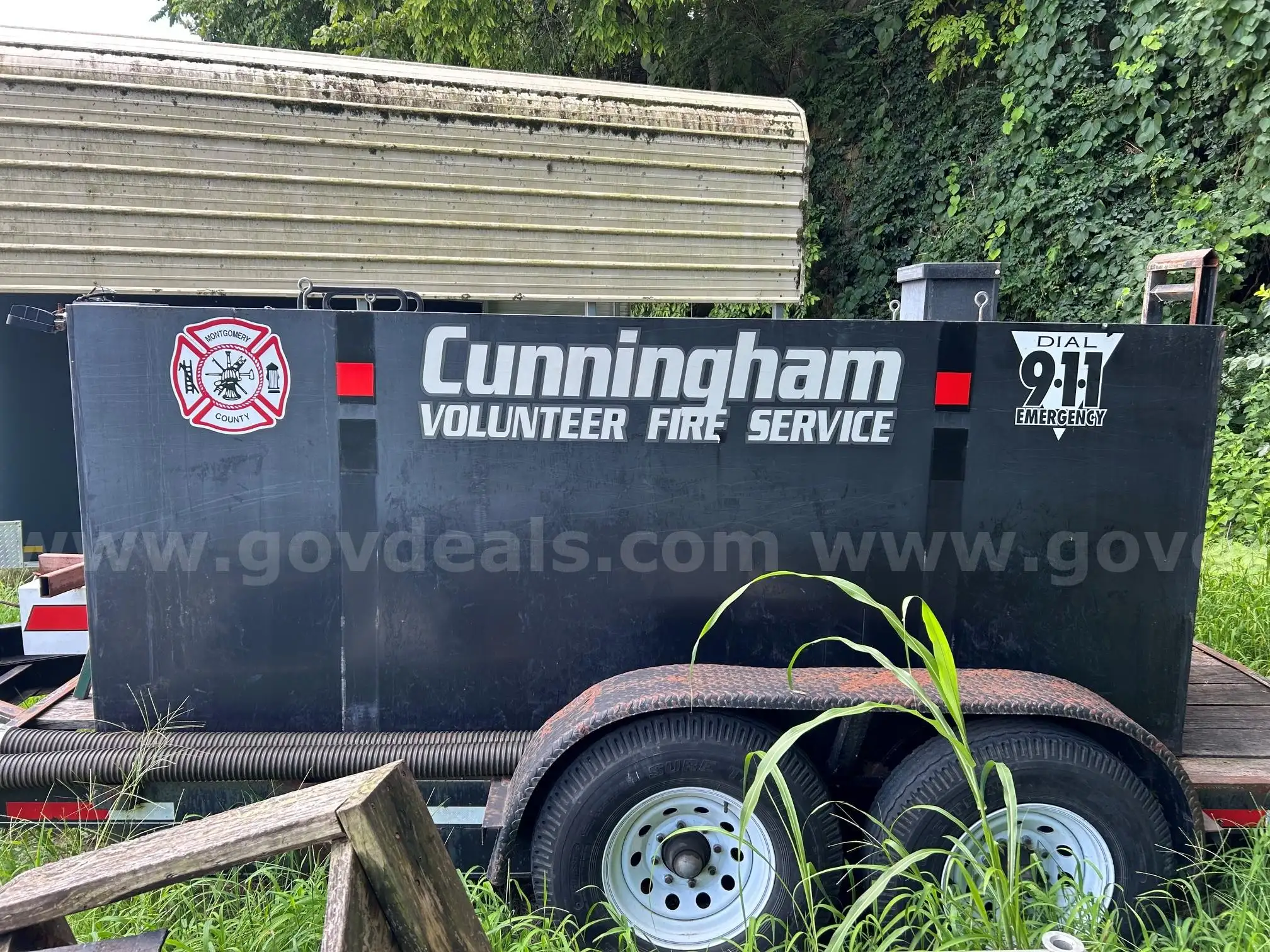 1850 Gallon Water Tank