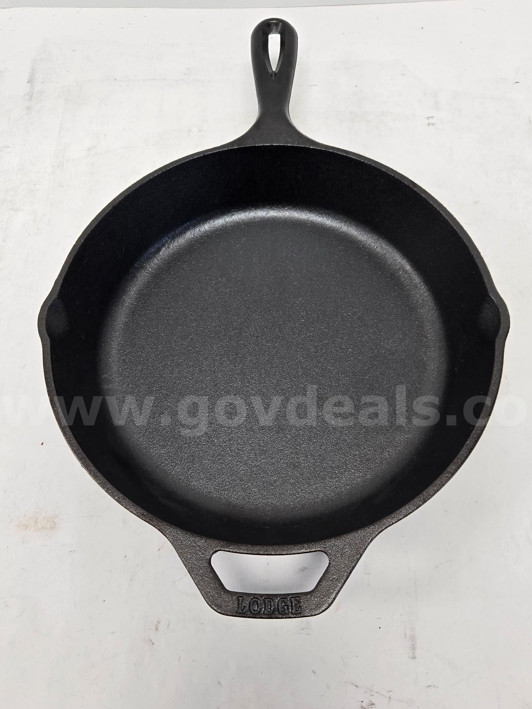 Lodge 12 Butterfly Dolly Parton Cast Iron Skillet (Anchorage AK)