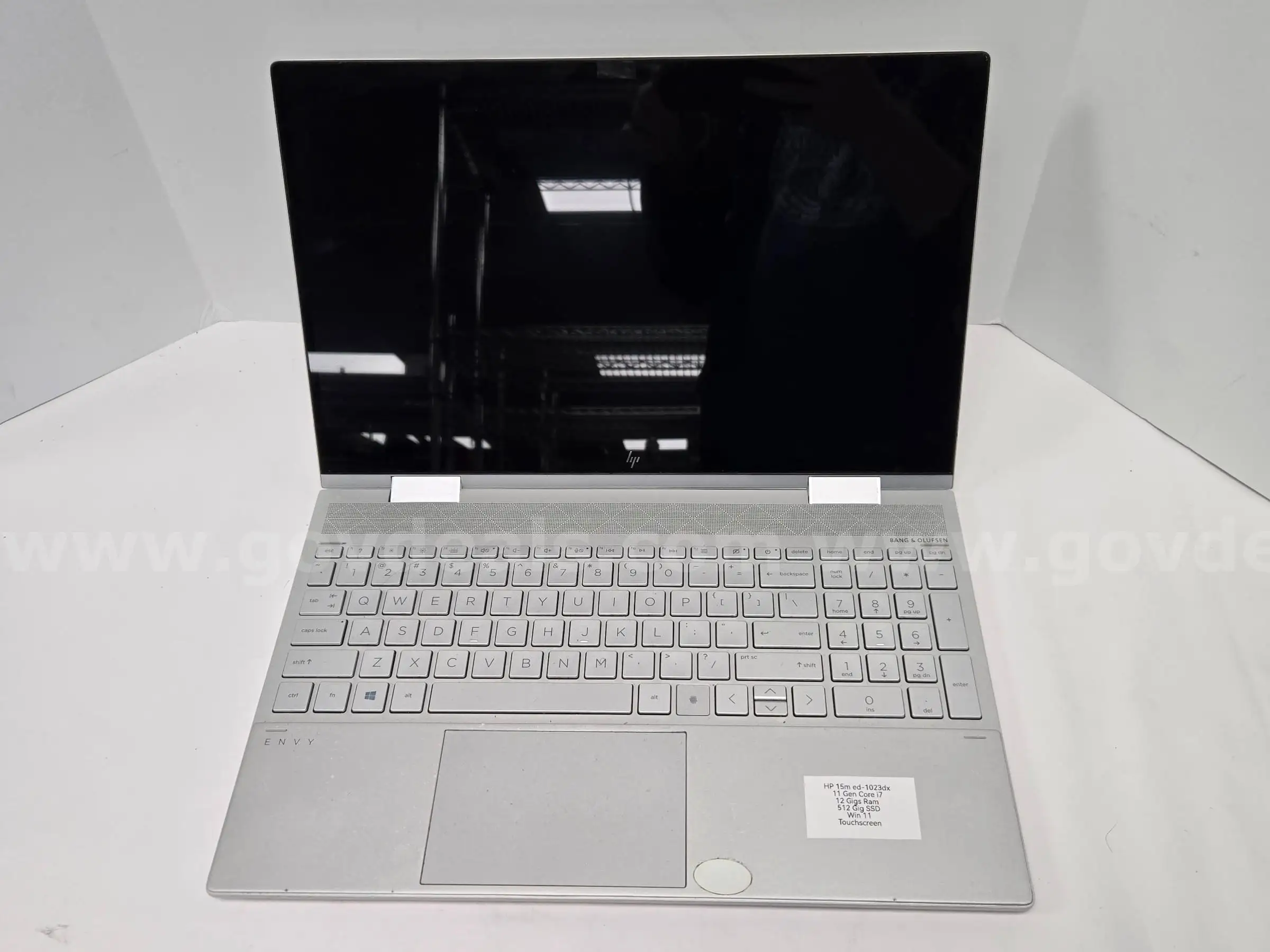 HP 15m ed-1023dx Laptop w Windows 11 (Anchorage AK)