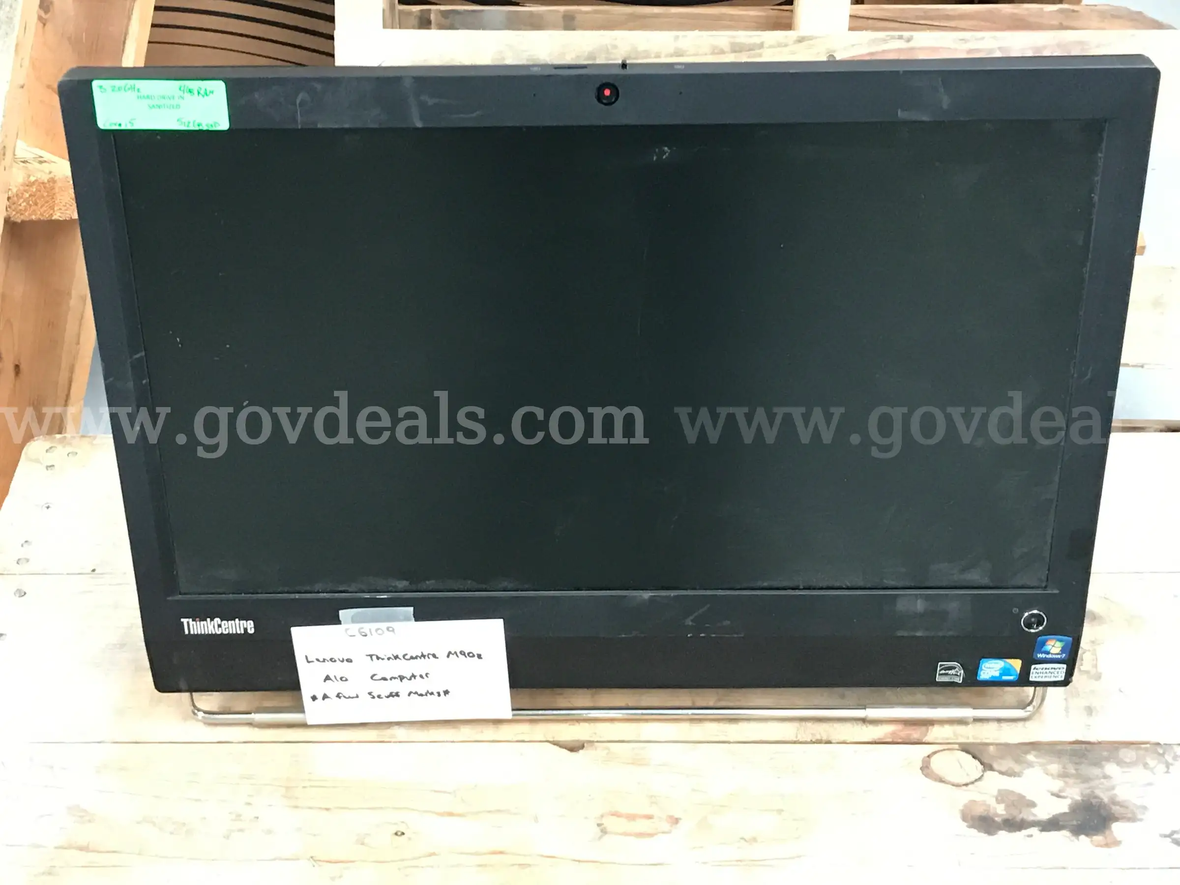 Lenovo ThinkCentre M90z AIO Computer *A Few Scuff Marks