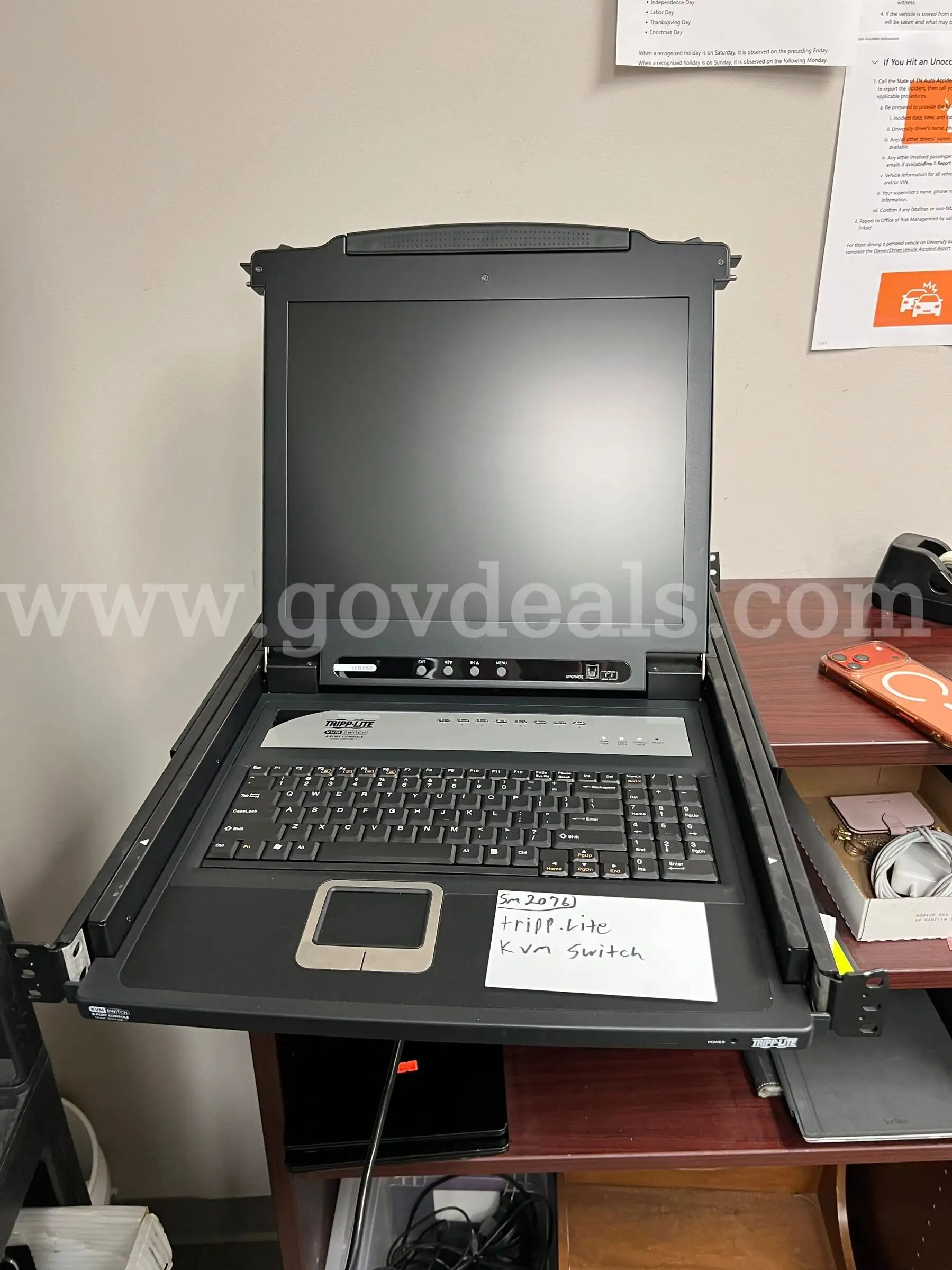Tripp Lite KVM Switch 8 Port Console