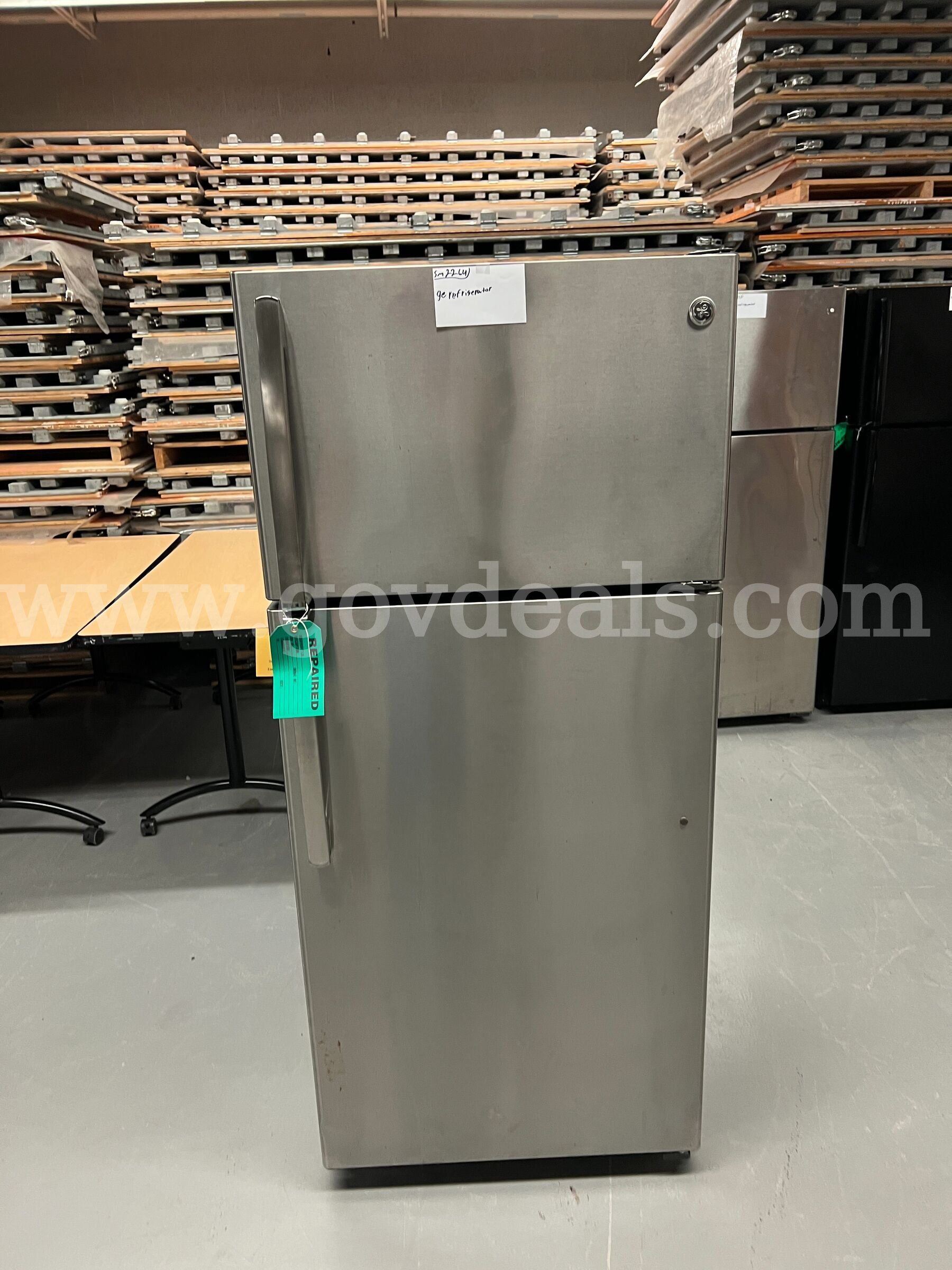 GE Refrigerator