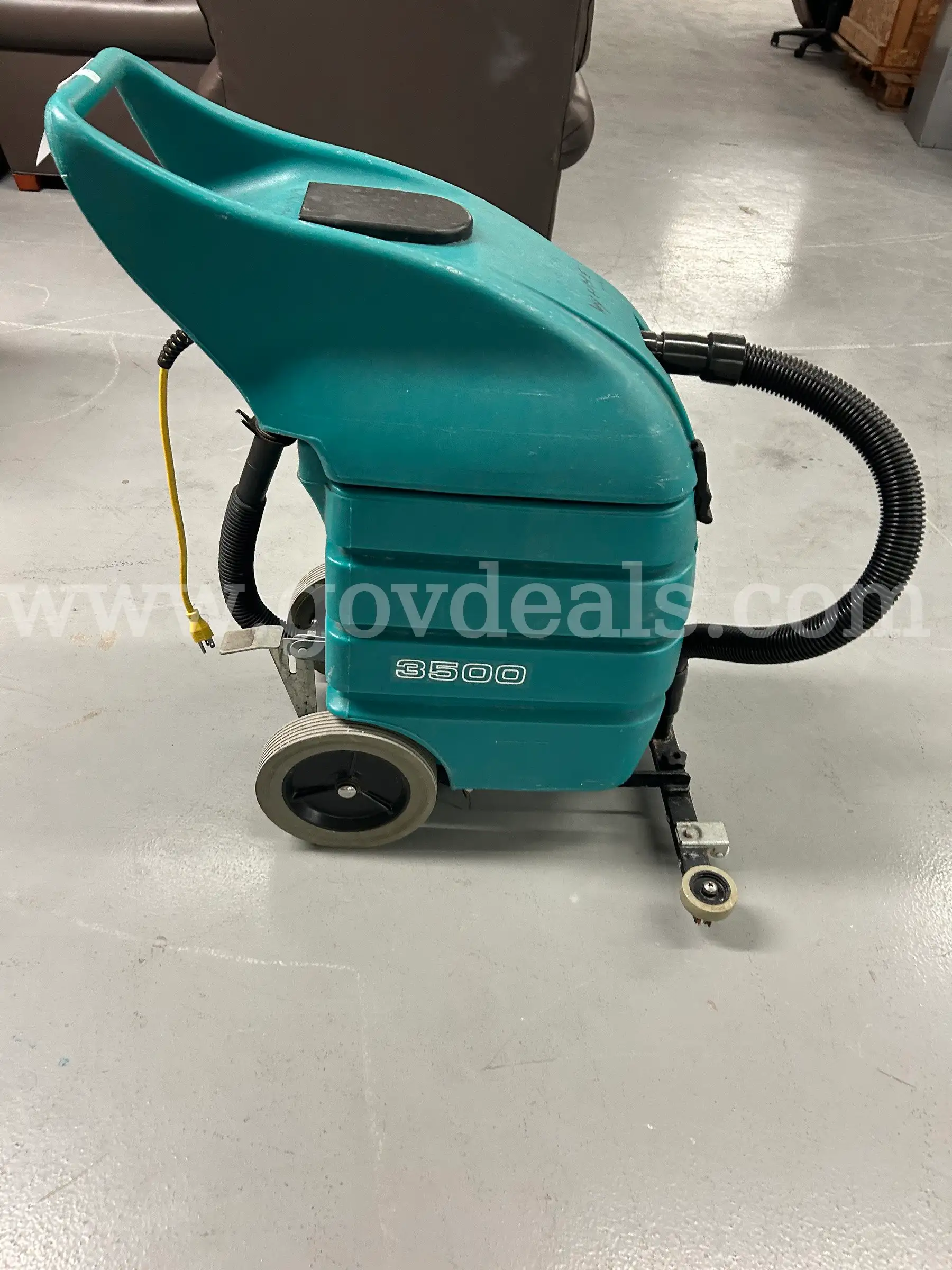 Tennant 3500 Wet Dry Vacuum