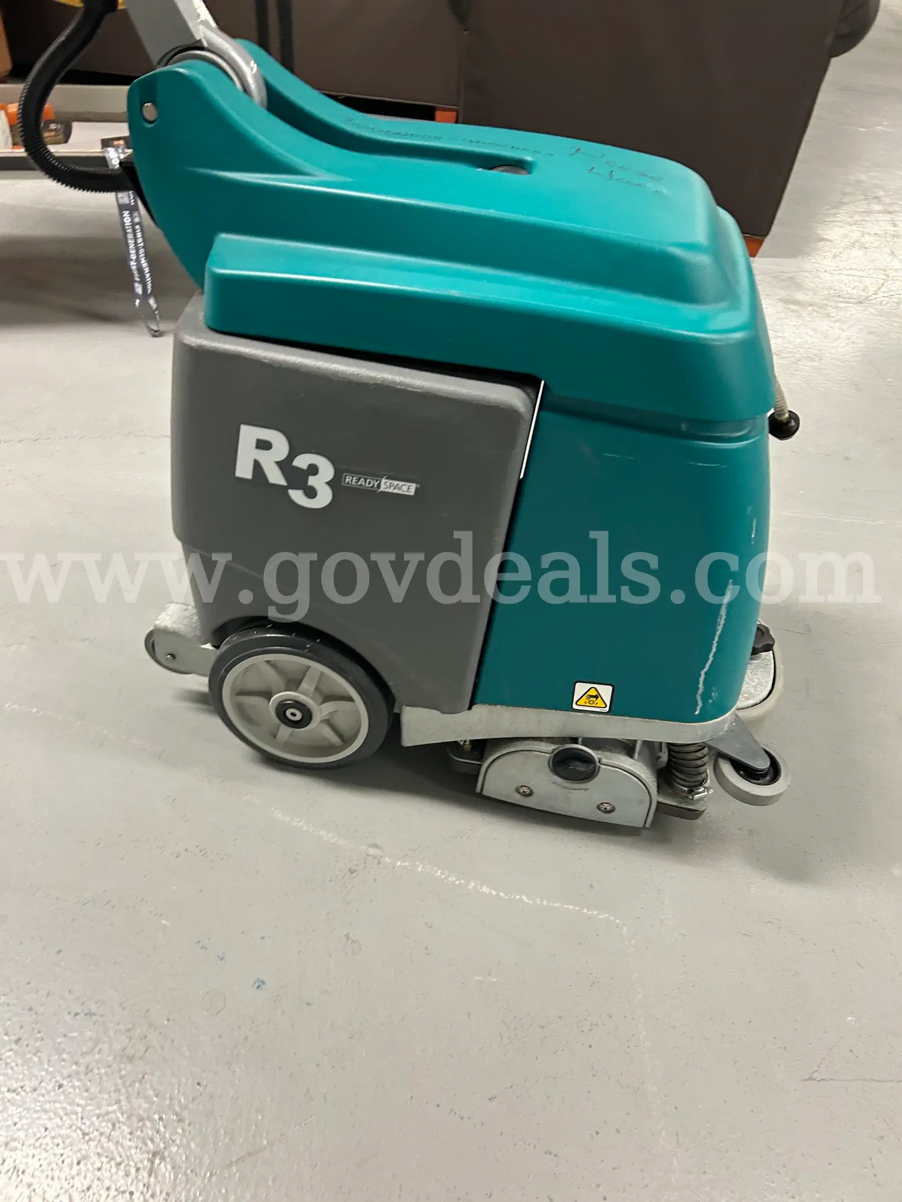 Tennant R3 Carpet Extractor