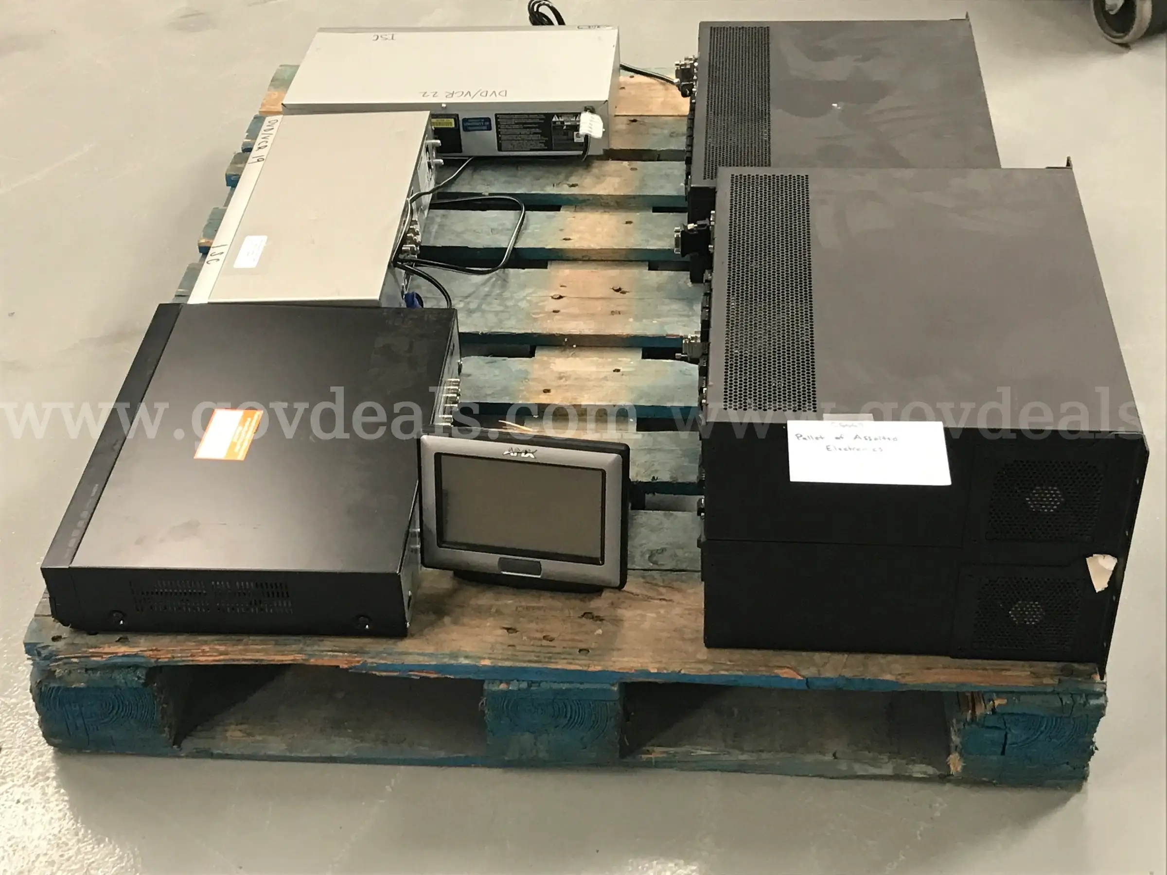 Pallet of Assorted Electronics