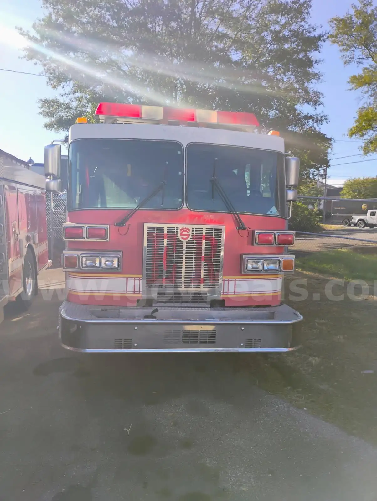 2001 Sutphen Monarch