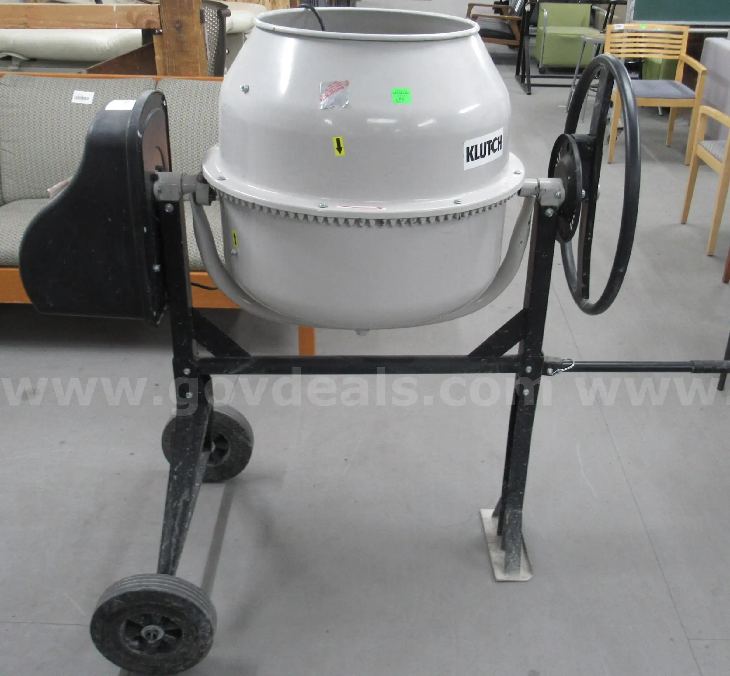 Klutch Cement Mixer U3566