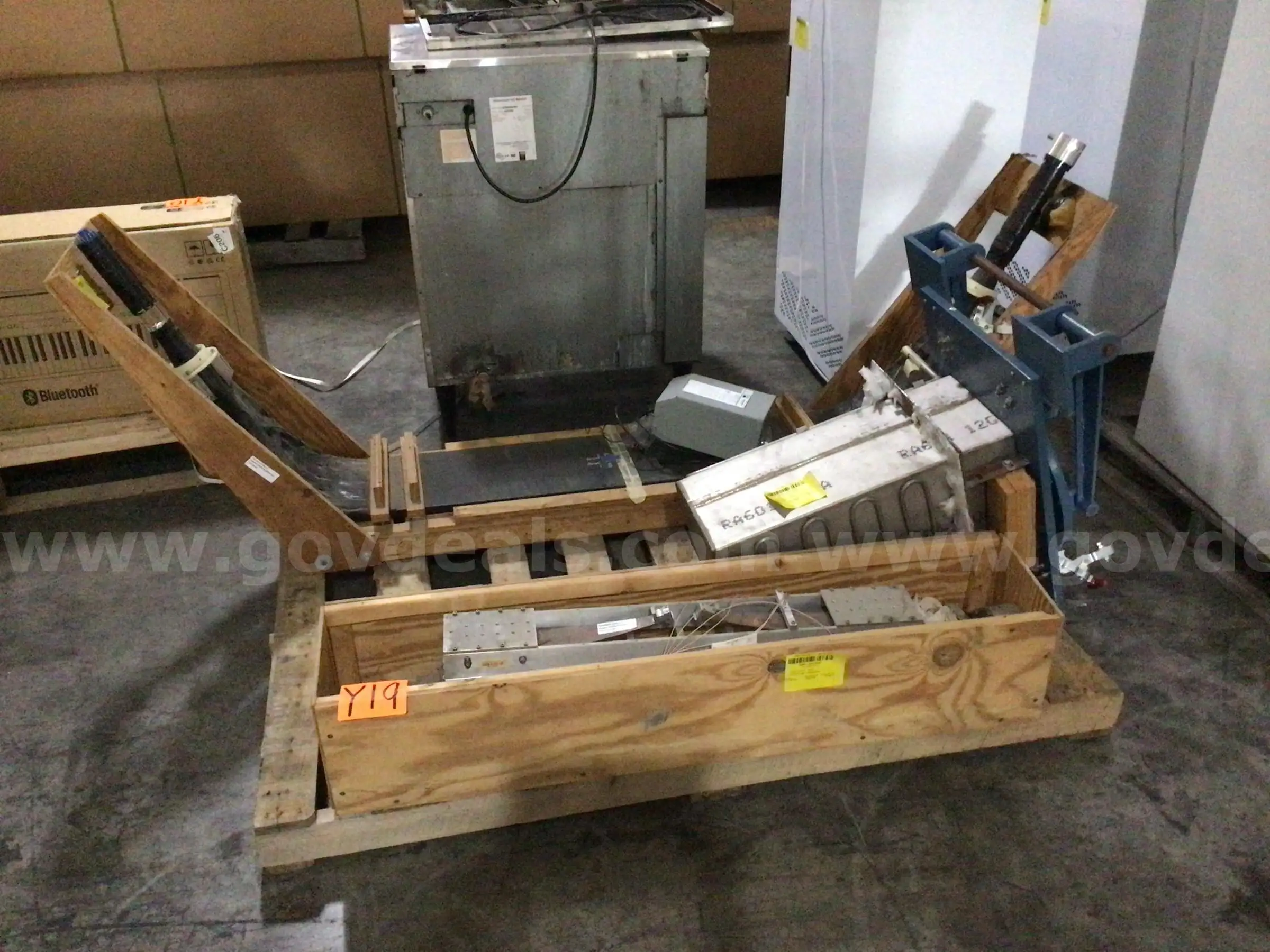 Lab Equipment (3 pcs)