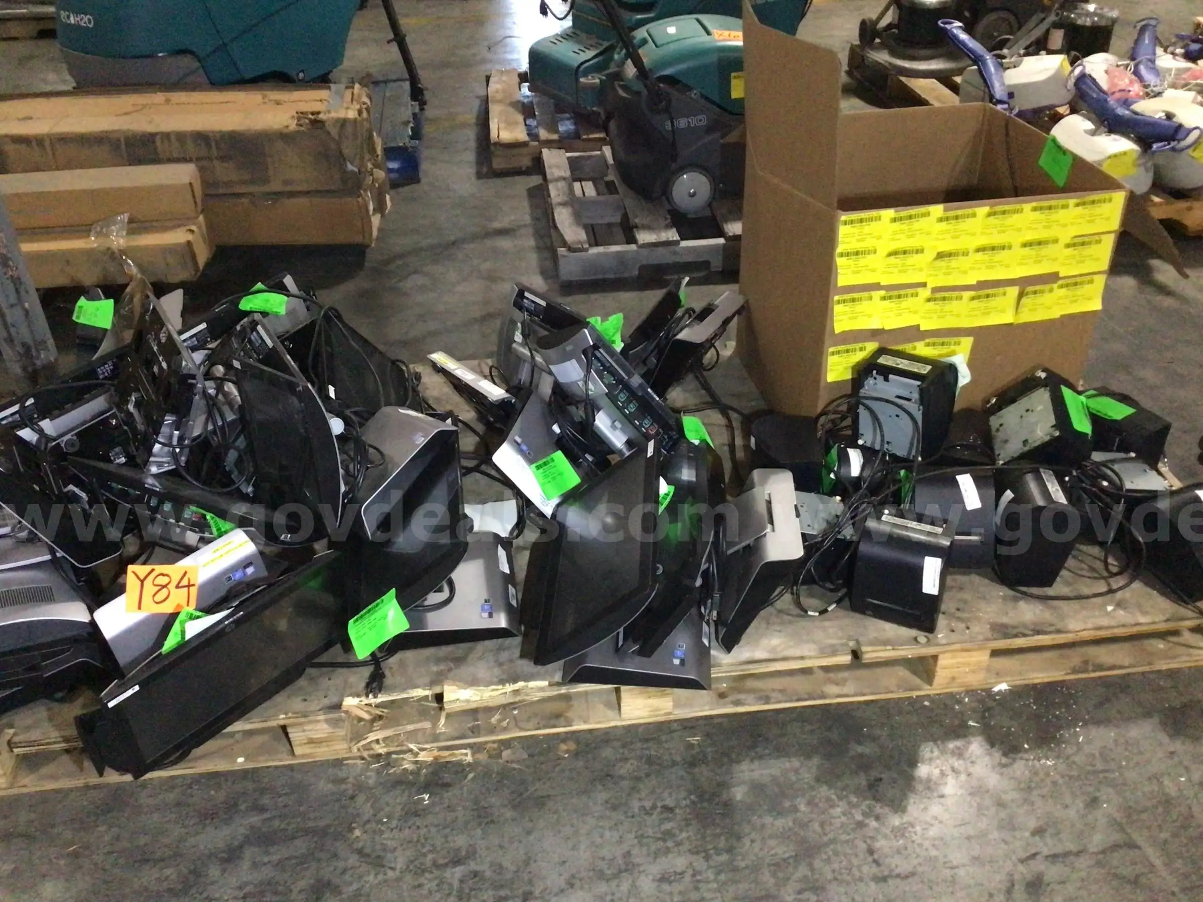 Electronic Equipment (36 pcs)