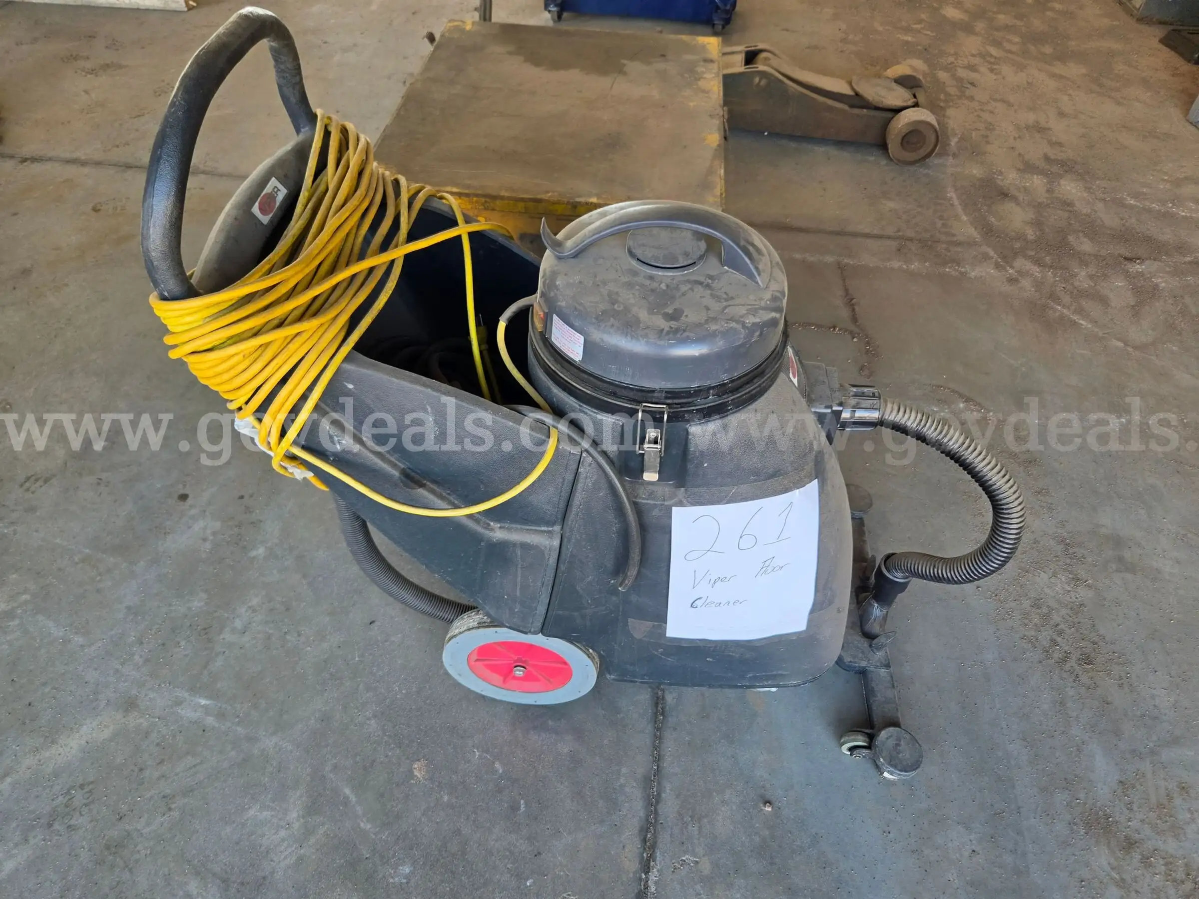VIPER Floor Cleaner