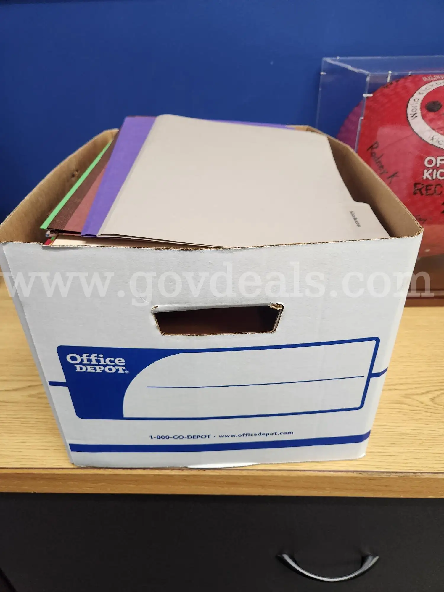 Box of Assorted Used File Folders Letter Legal & Expanding Pocket Folders