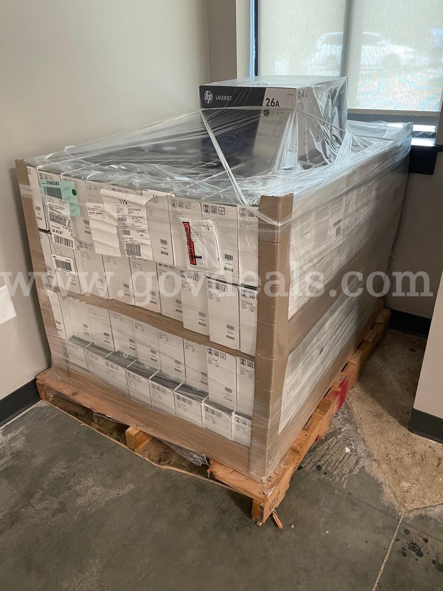 LOT OF 112 CF226A HP OEM 26A TONER