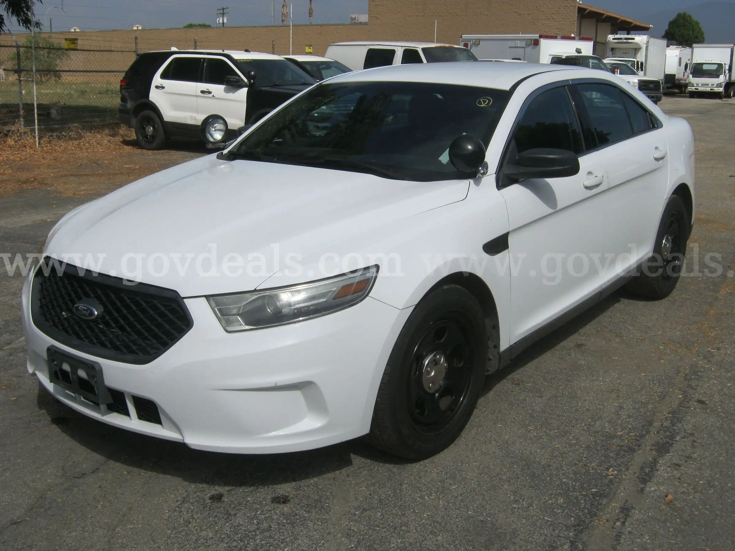 2014 FORD Taurus