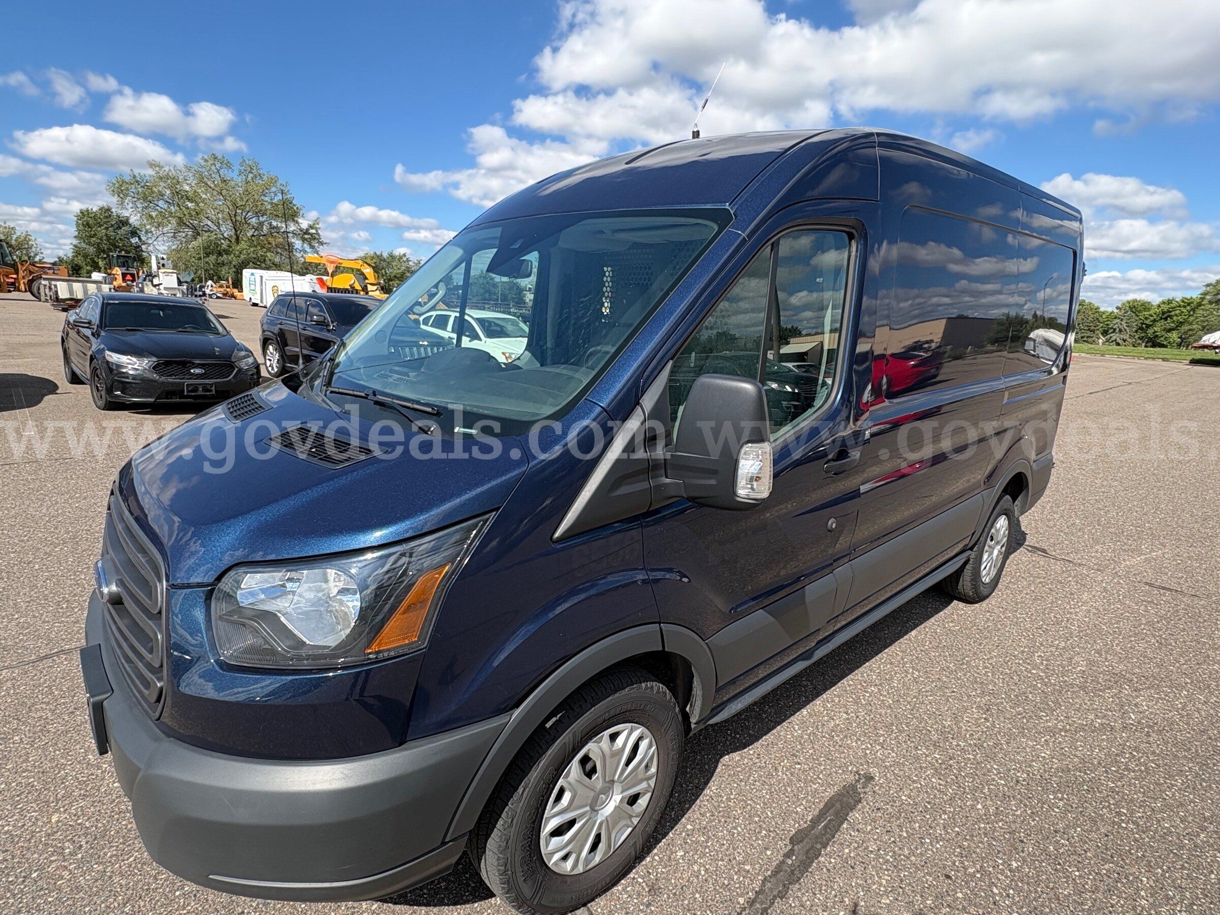 2015 Ford Transit 250 Van Med. Roof w Sliding Pass.