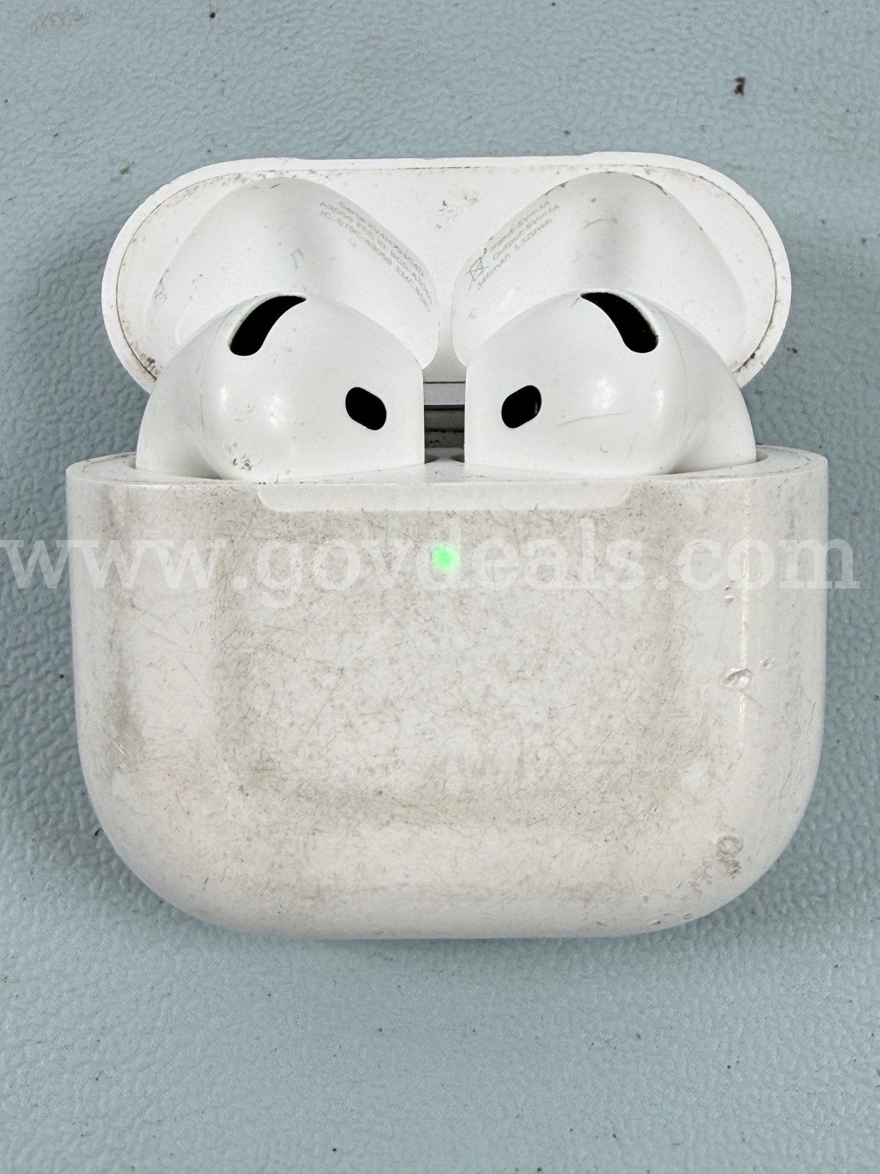 Apple AirPods Gen 4 with Wireless Charging Case Model A3059