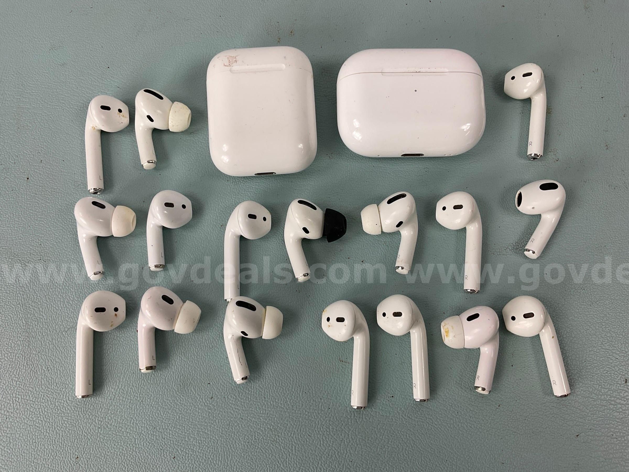 Lot of Loose Apple Airpods & 2 - Charging Cases