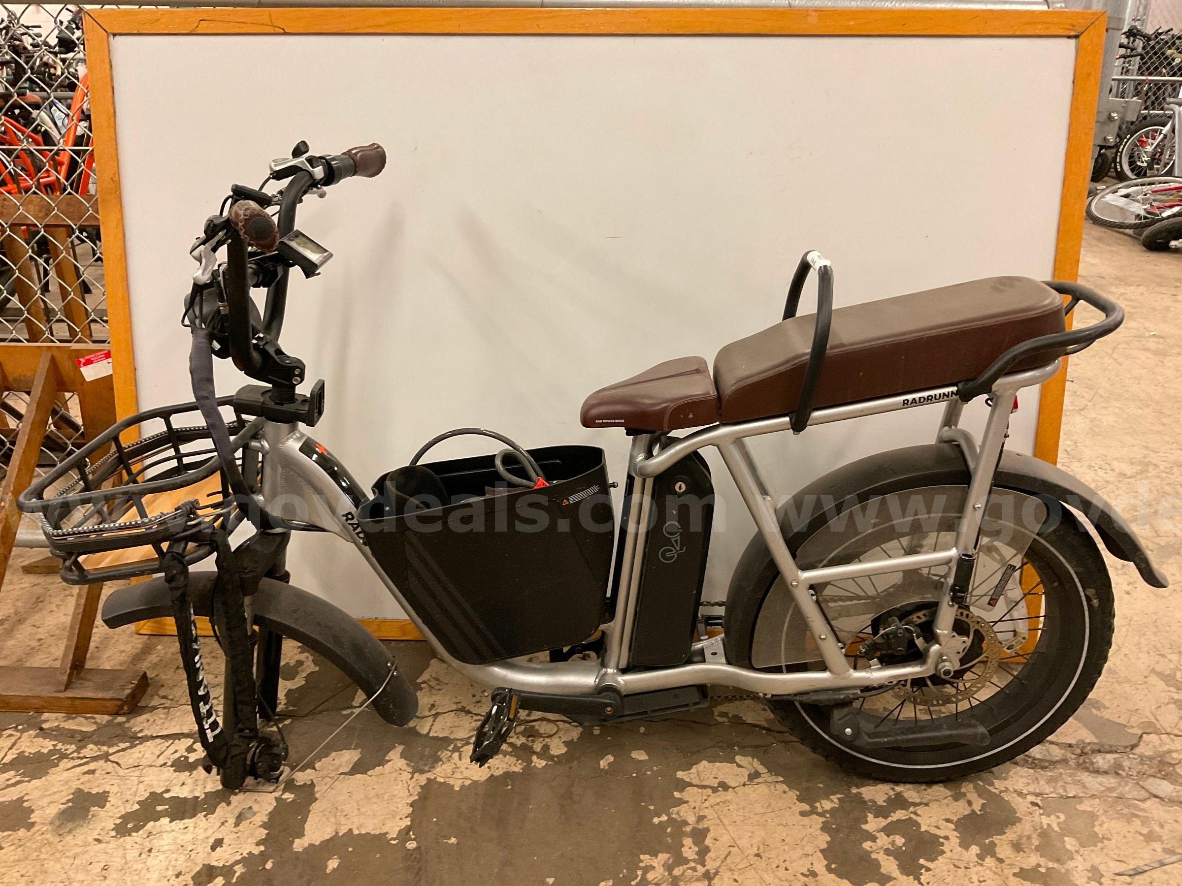 Rad Power 1 Plus Radrunner Electric Bicycle With Battery CT 17