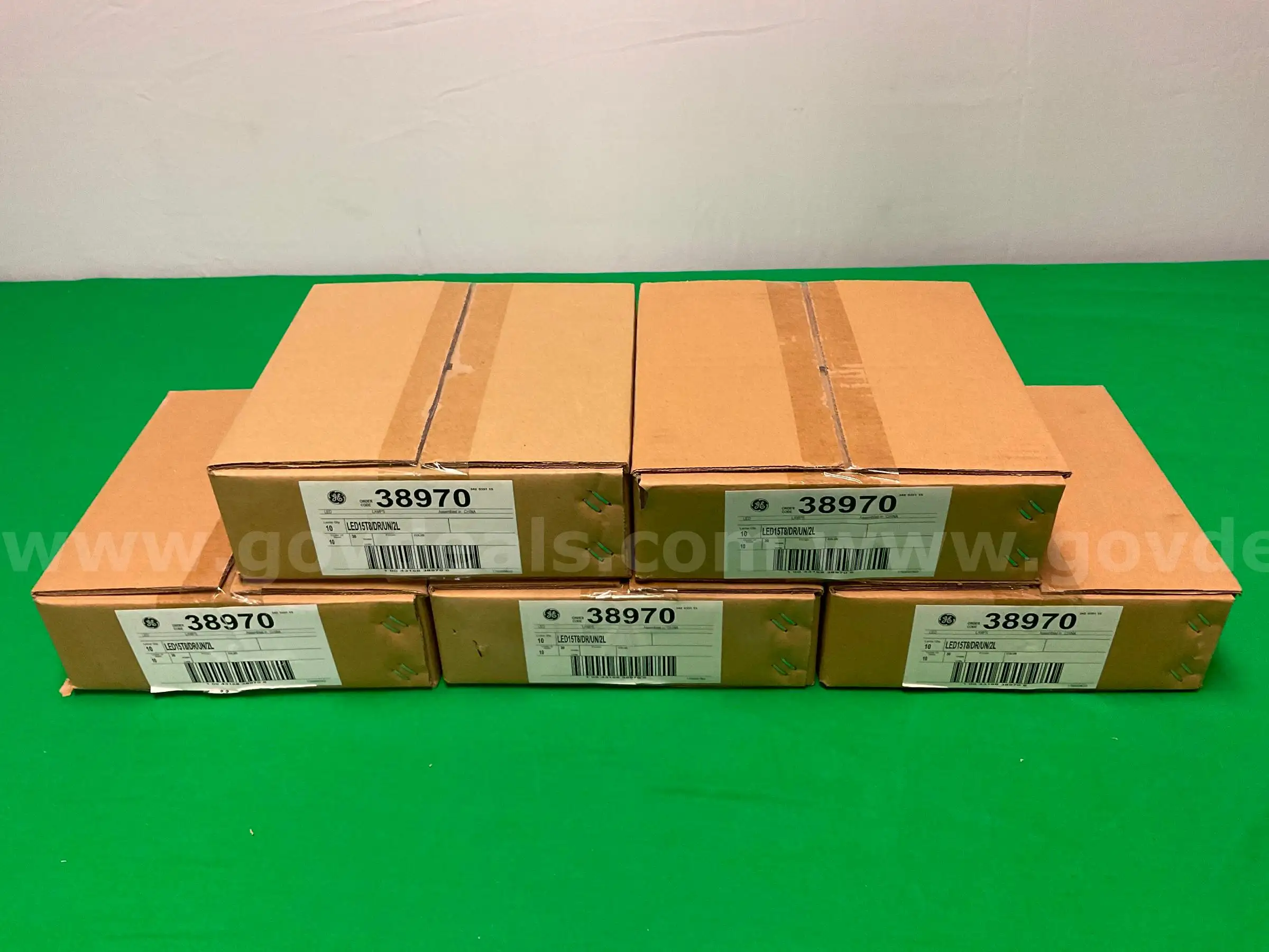 50 - General Electric LED15T8 DR UN 2L LED Ballasts in Packaging